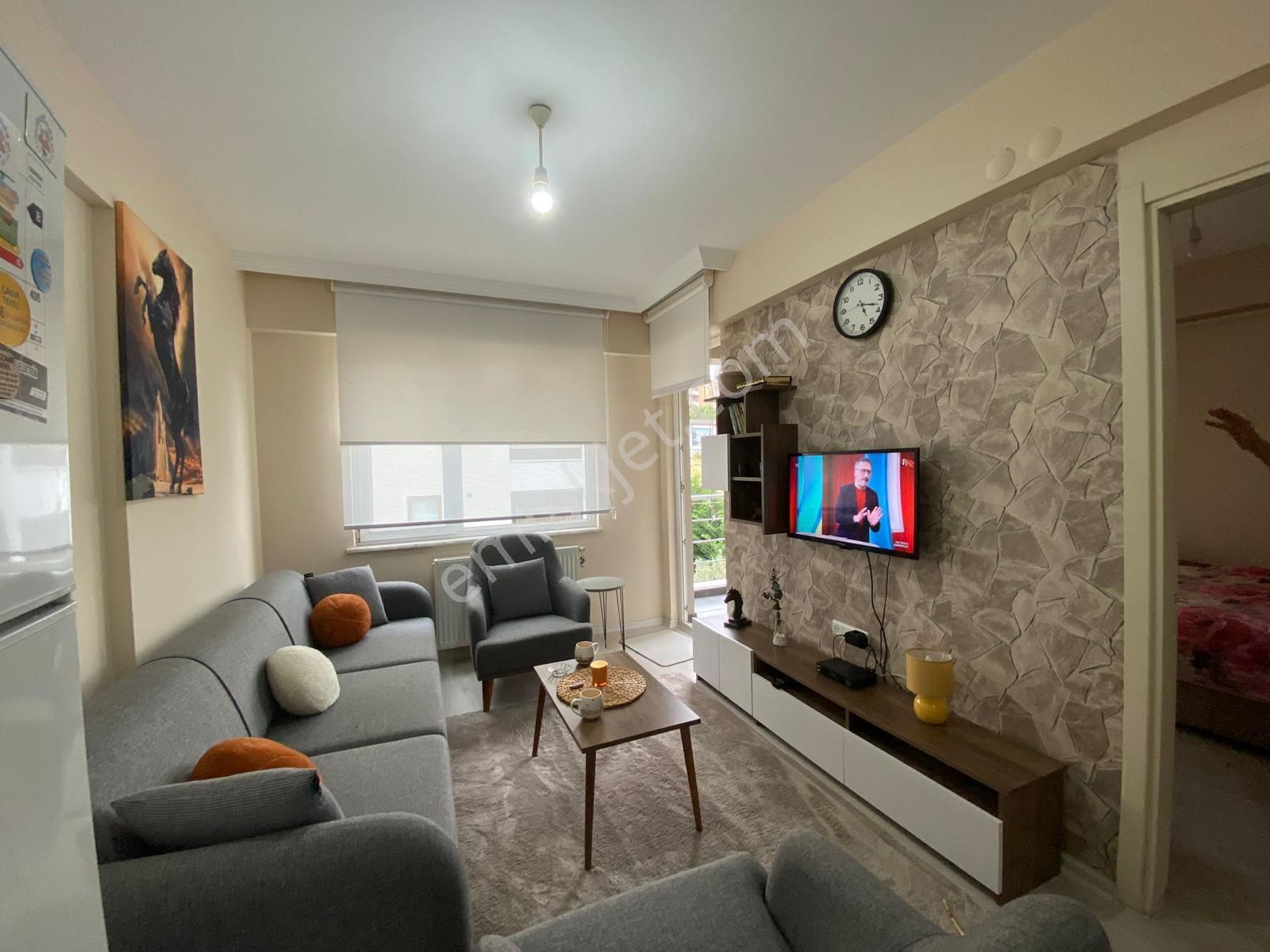 Almina'dan Anafartalar Cd Üstünde 1+1 Temiz Eşyalı Kiralık Daire - Görsel 4