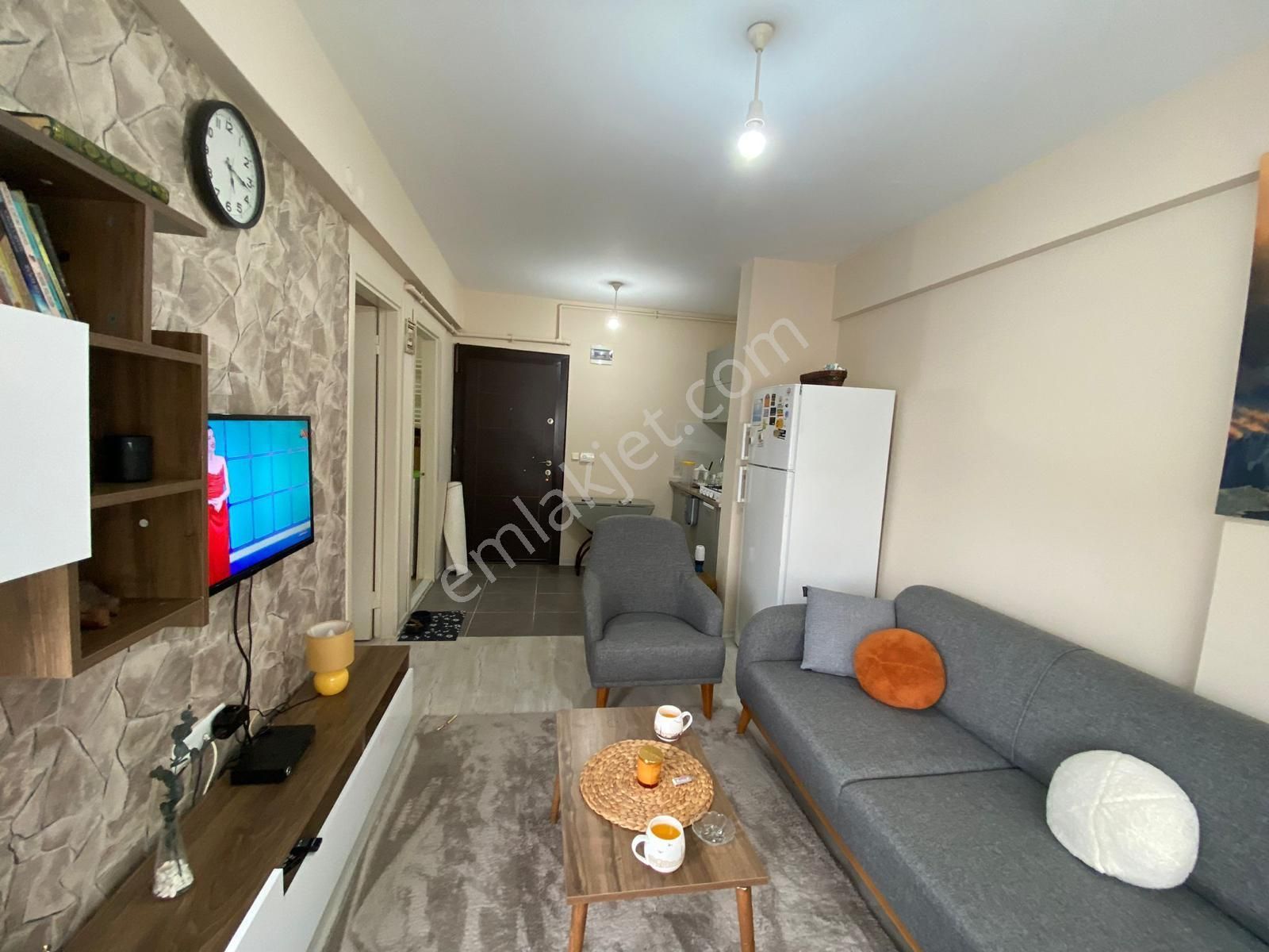 Almina'dan Anafartalar Cd Üstünde 1+1 Temiz Eşyalı Kiralık Daire - Görsel 5