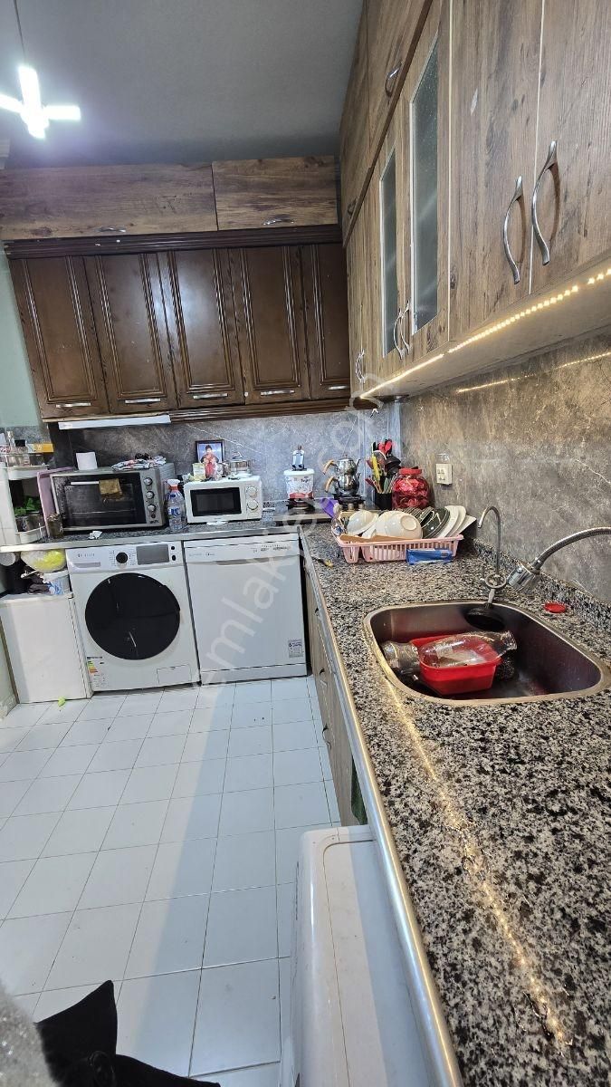 Şehrin Göbeğinde Harika Lokasyonda 2+1 Daire (açıklamayı Okuyun) - Görsel 17