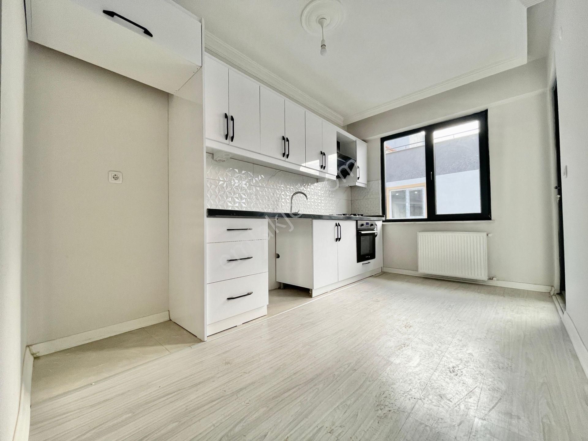 Berkay Demirel'den Akçayda Teras Keyifli Lüks Sıfır 4+1 Dubleks