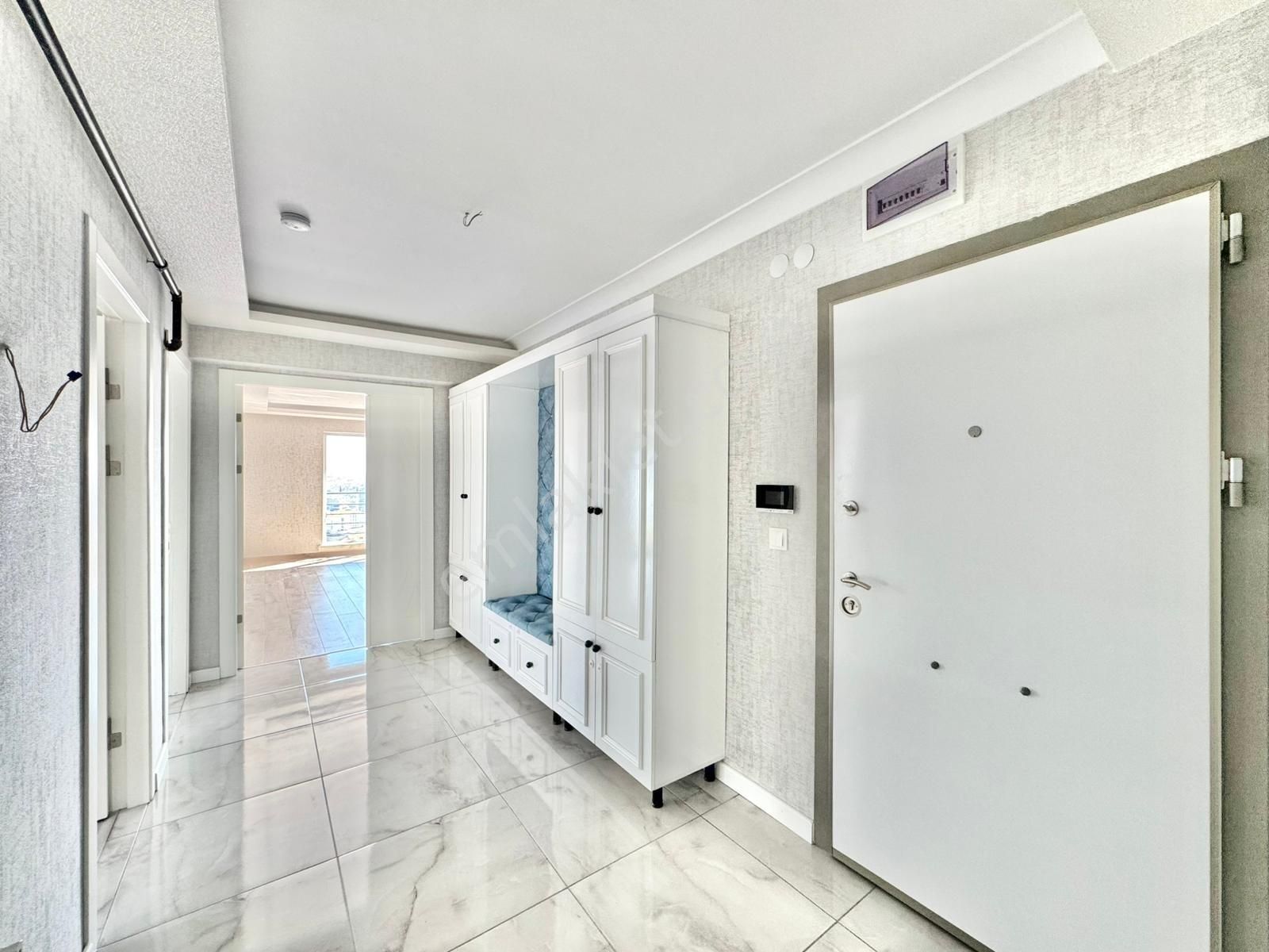 Göktaş'tan█site İçinde Şehir Manzaralı Giyinme Odalı 4+1 Daire - Görsel 31