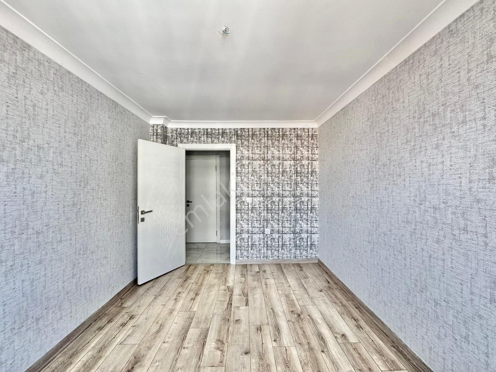 Göktaş'tan█site İçinde Şehir Manzaralı Giyinme Odalı 4+1 Daire - Görsel 3