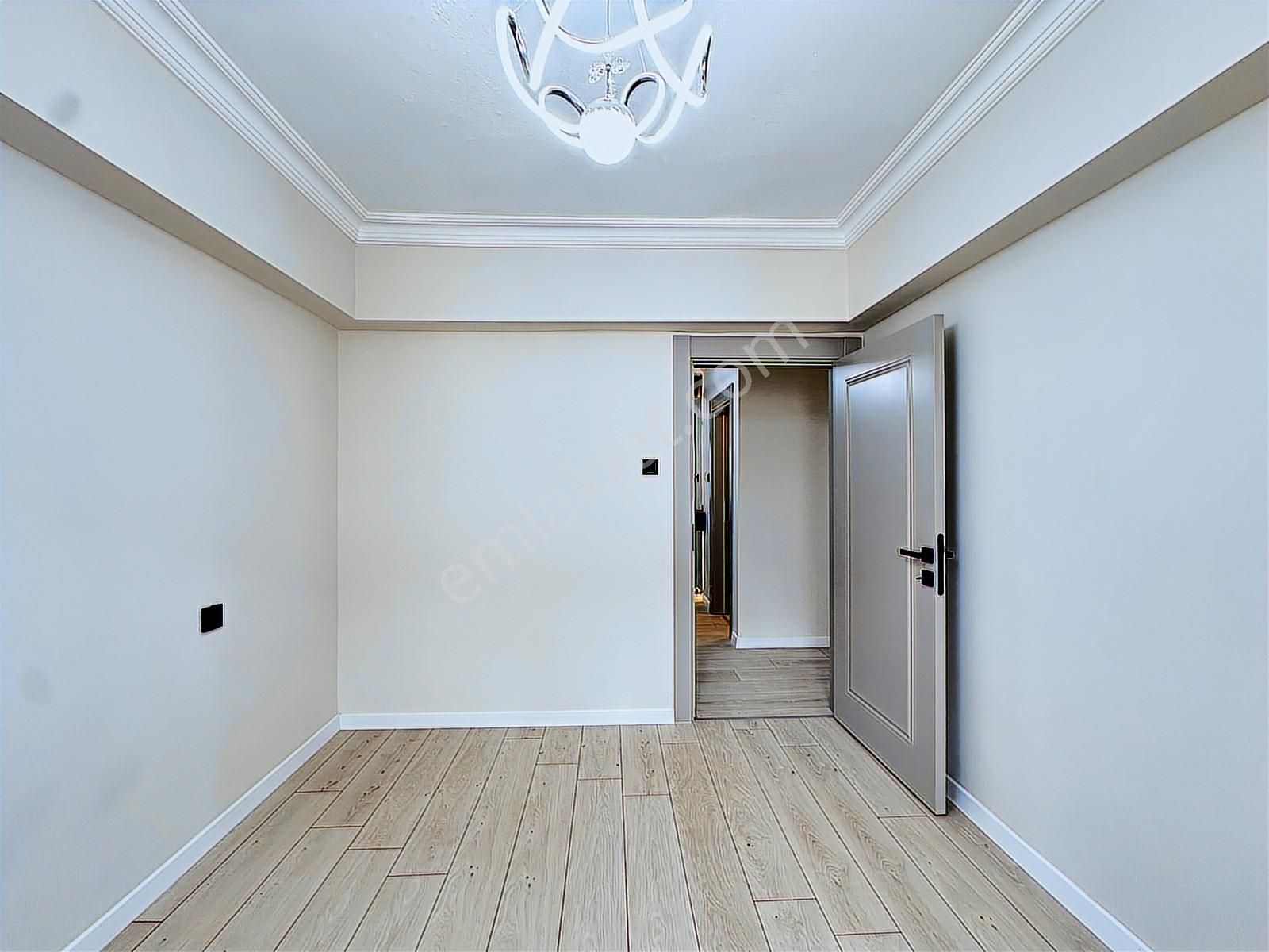Göktaş'tan█okullar Bölgesinde Güney Cephe 3+1 Full Yapılı Daire - Görsel 11