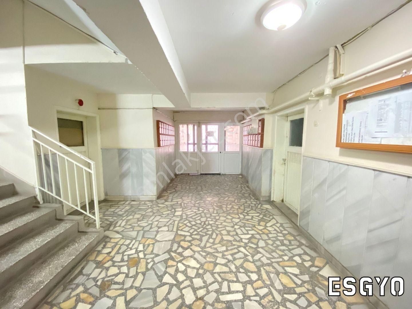 Esgyo'dan Vişnelik Öğretmenler Cad. Üzeri Ara Kat 3+1 Daire - Görsel 4