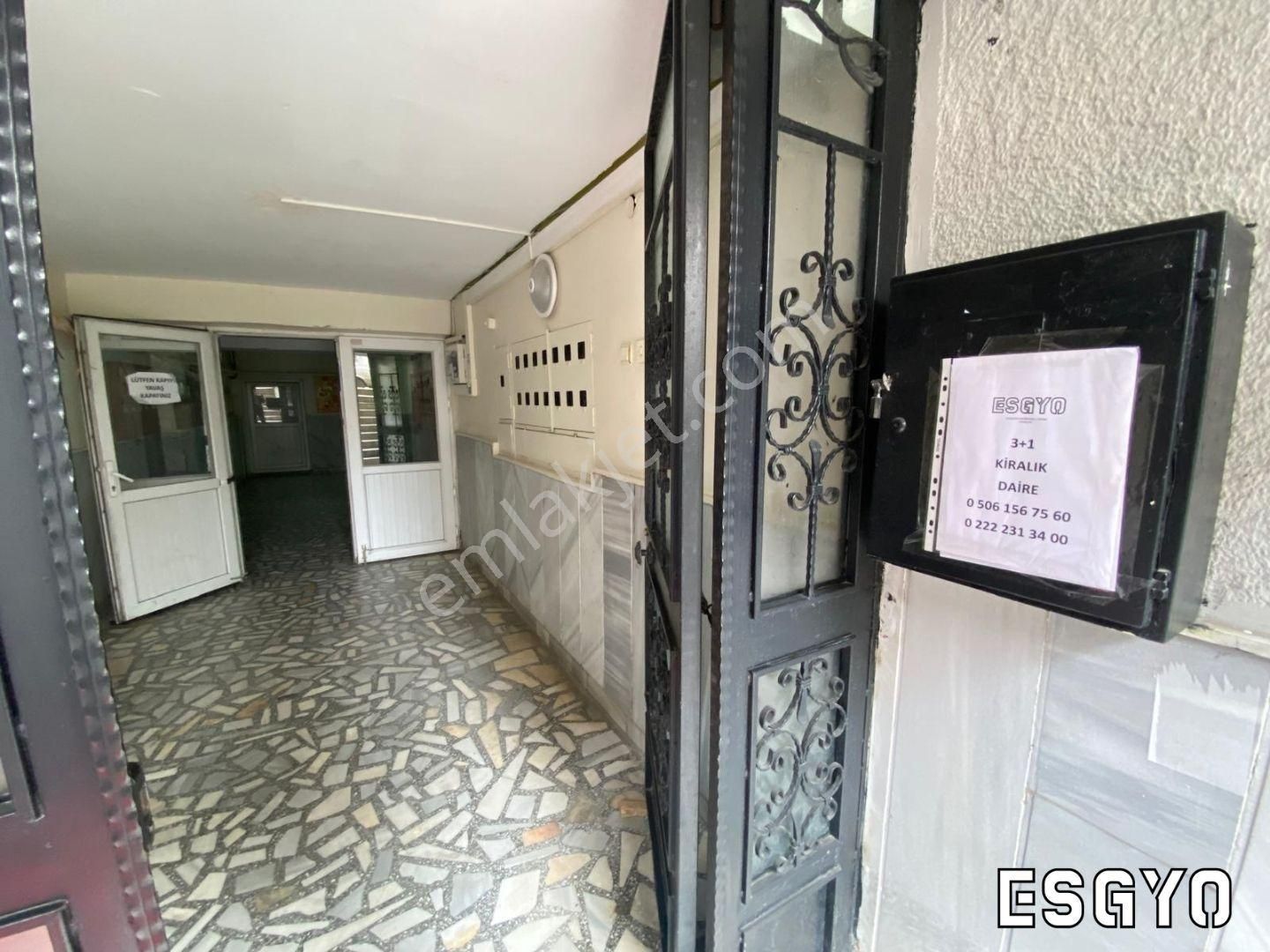 Esgyo'dan Vişnelik Öğretmenler Cad. Üzeri Ara Kat 3+1 Daire - Görsel 5