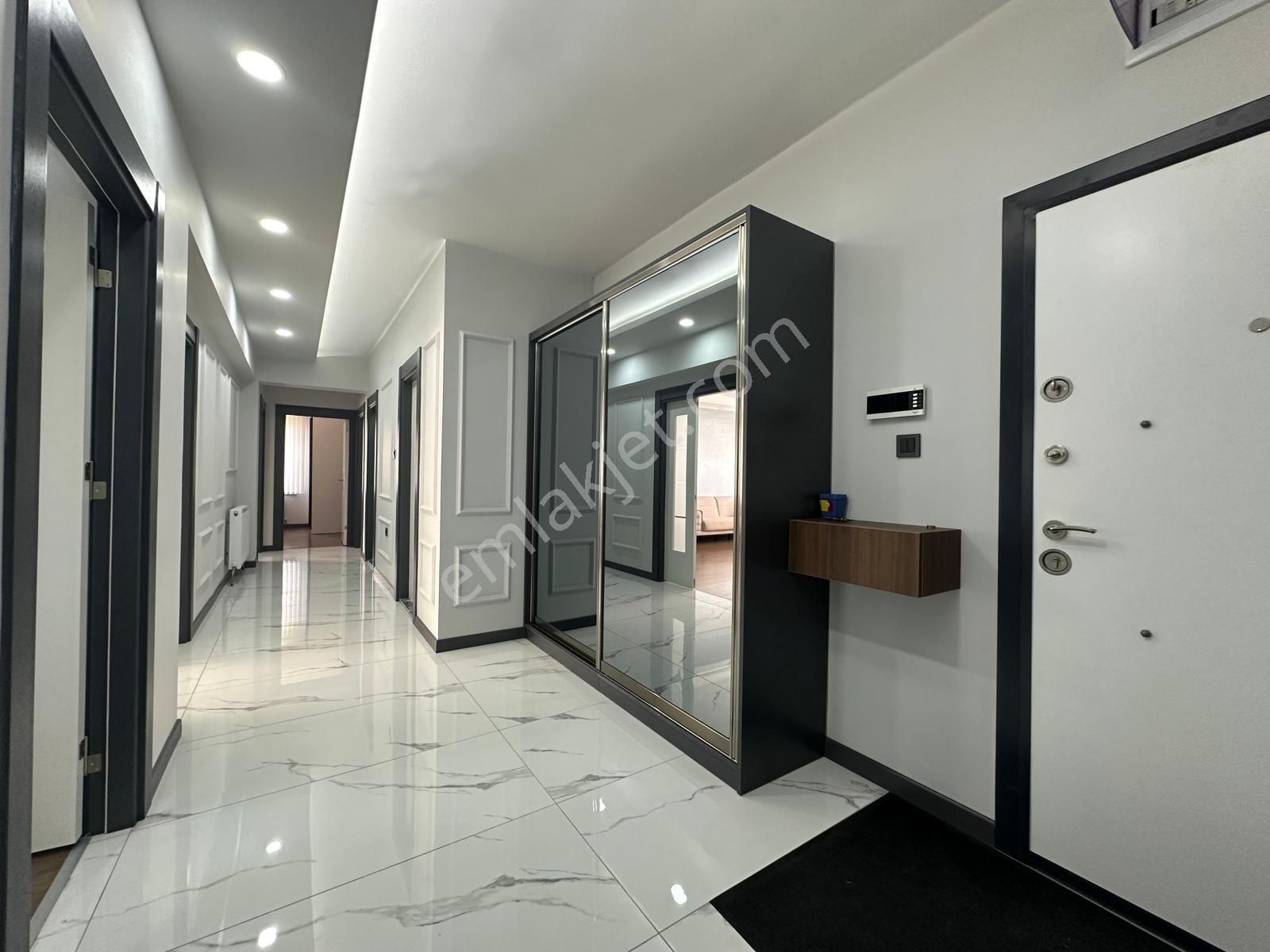 Göktaş'tan█site İçinde Kapalı Otoparklı 12.kat 190m2 4+1 Daire - Görsel 30