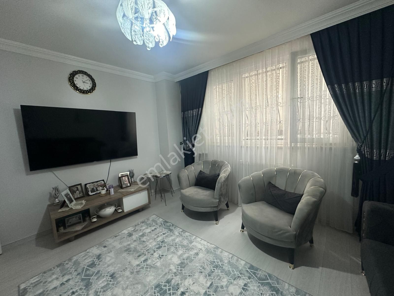 Maltepe Fındıklı'da Tadilatlı Satılık Bahçe Katı 3+1 Daire