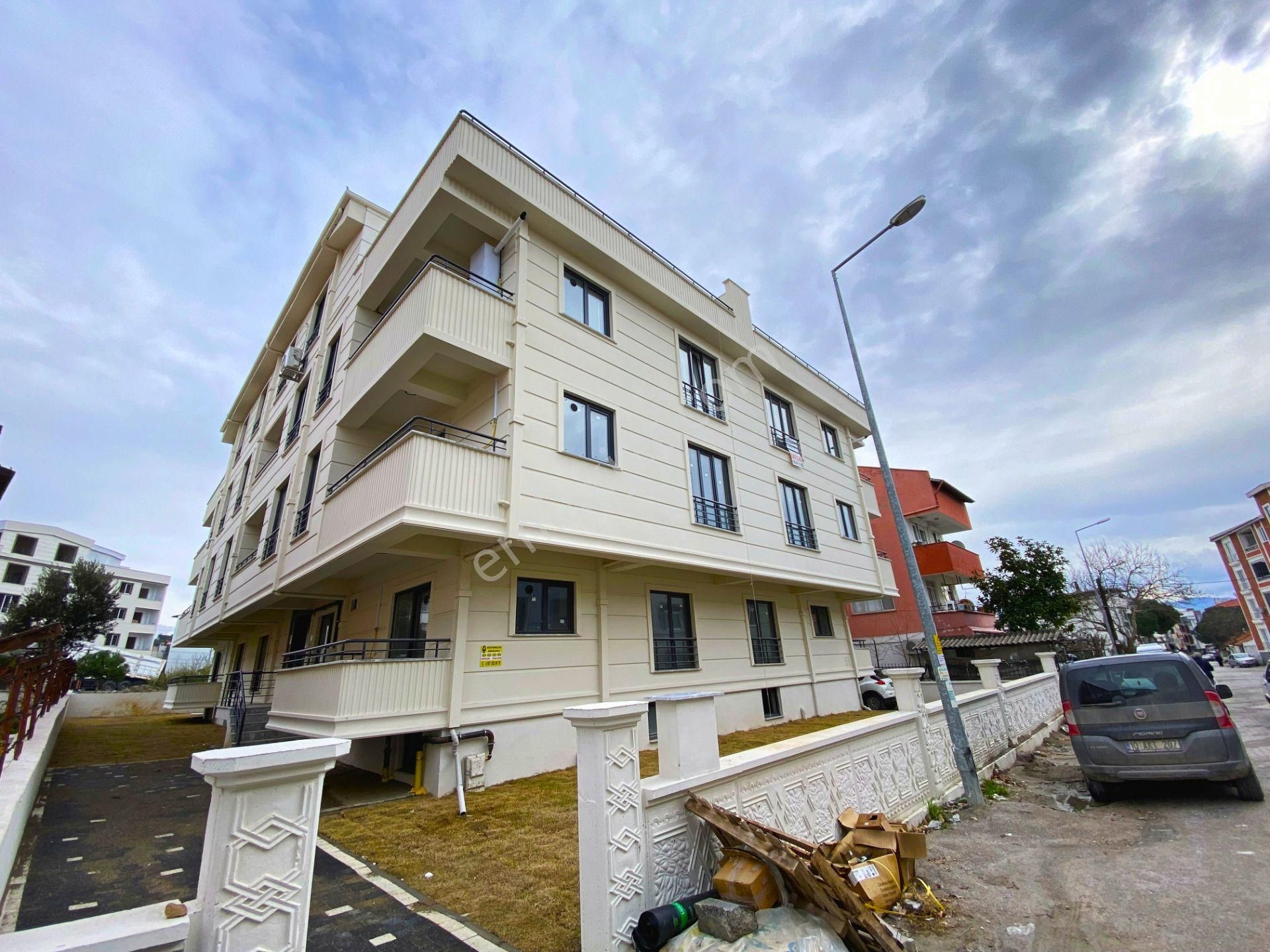 🛑🛑aktiften Tuzcumuratta Satılık Ön Cephe Ebeveyn Banyolu Bahçeli 2+1daire