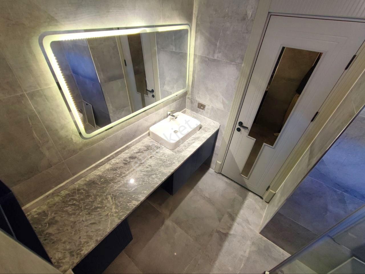 Aygül Farkıyla Edremit Zeytinli'de Ultra Lüks Özel Bir Yaşamın Kapılarını Aralayan Satılık 5+1 Villa - Görsel 26