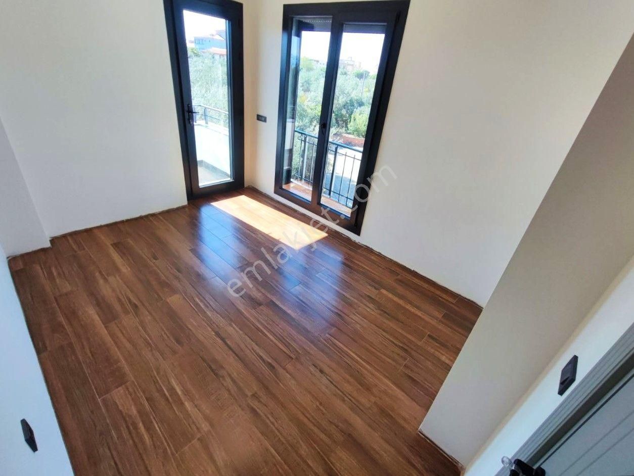 Aygül Farkıyla Edremit Zeytinli'de Ultra Lüks Özel Bir Yaşamın Kapılarını Aralayan Satılık 5+1 Villa - Görsel 29