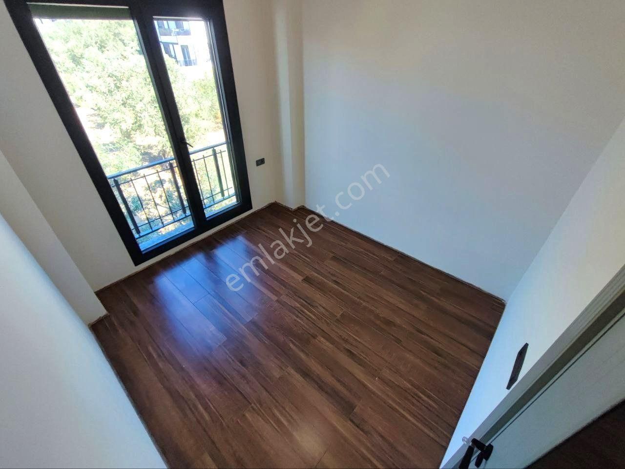 Aygül Farkıyla Edremit Zeytinli'de Ultra Lüks Özel Bir Yaşamın Kapılarını Aralayan Satılık 5+1 Villa - Görsel 19