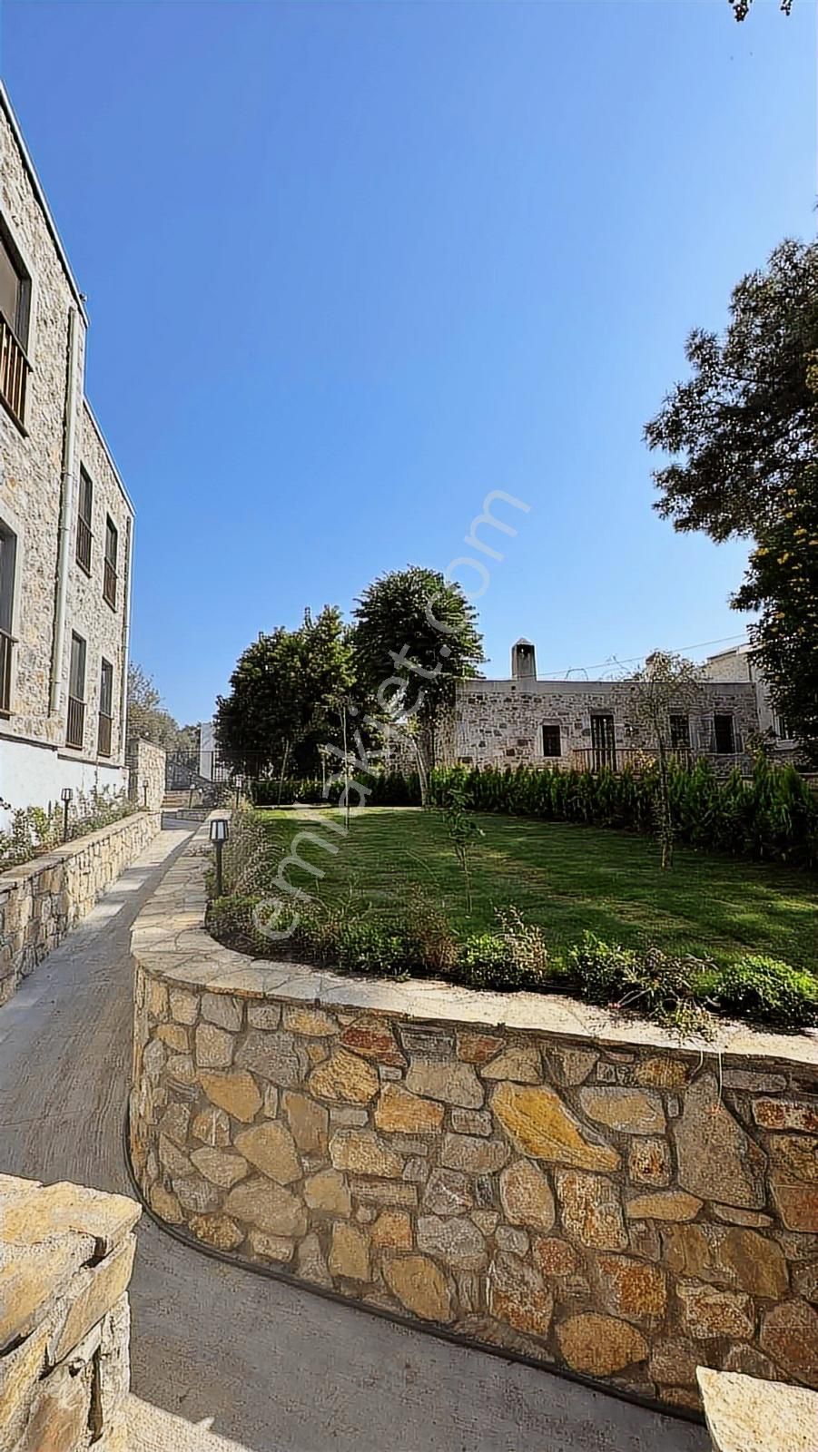 Bodrum Marina'da Satılık 1+1 Eşyalı Daire - Görsel 24