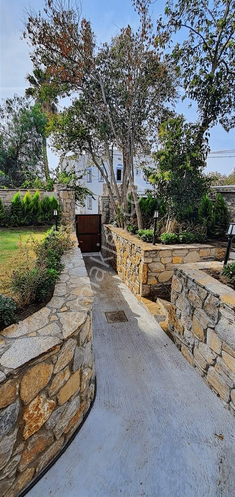 Bodrum Marina'da Satılık 1+1 Eşyalı Daire - Görsel 23