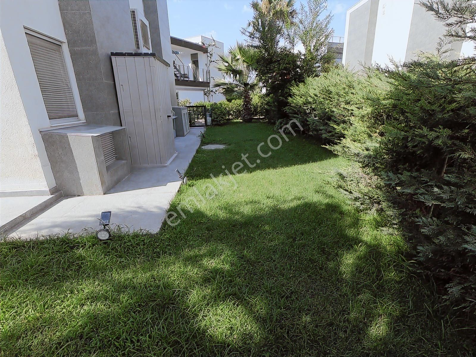 Bodrum Ortakent Sahilde Denize Sıfır Satılık 4+1 Eşyalı Daire - Görsel 20