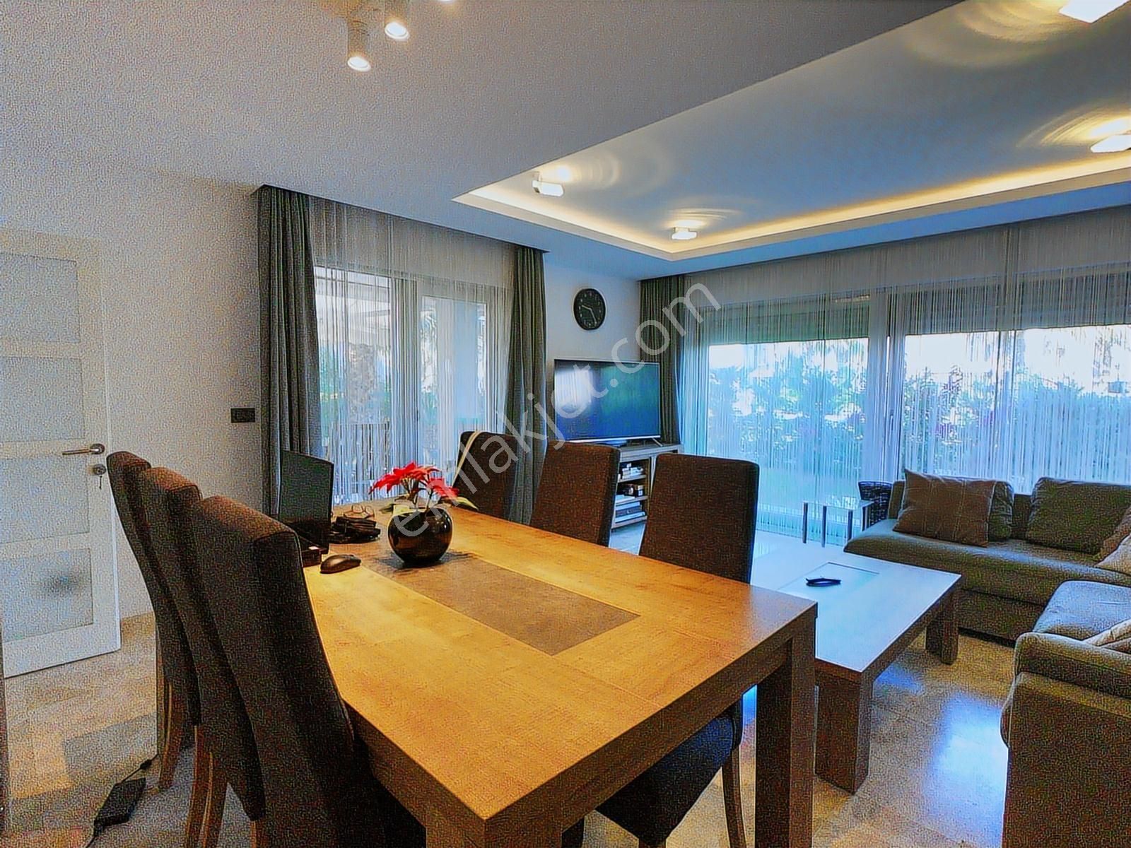 Bodrum Ortakent Sahilde Denize Sıfır Satılık 4+1 Eşyalı Daire - Görsel 15