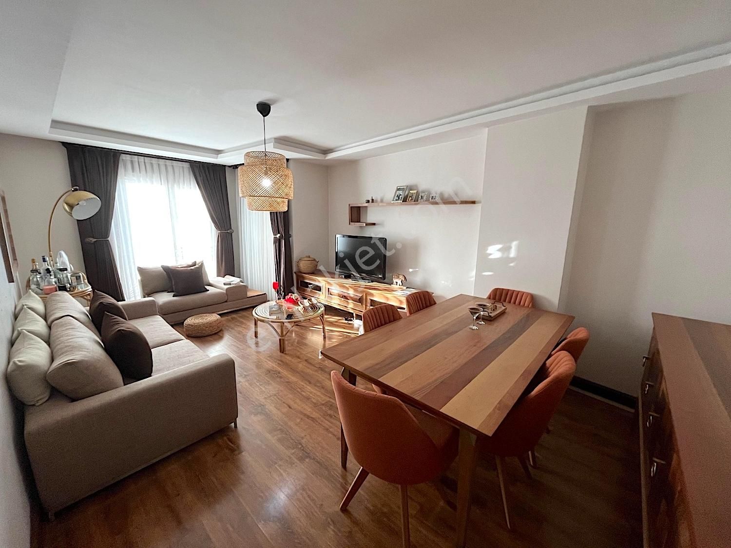 █ Konfor █ Altıntepe Galipbeyde 8 Yıllık Ayrı Mutfak Balkon 2+1 - Görsel 8