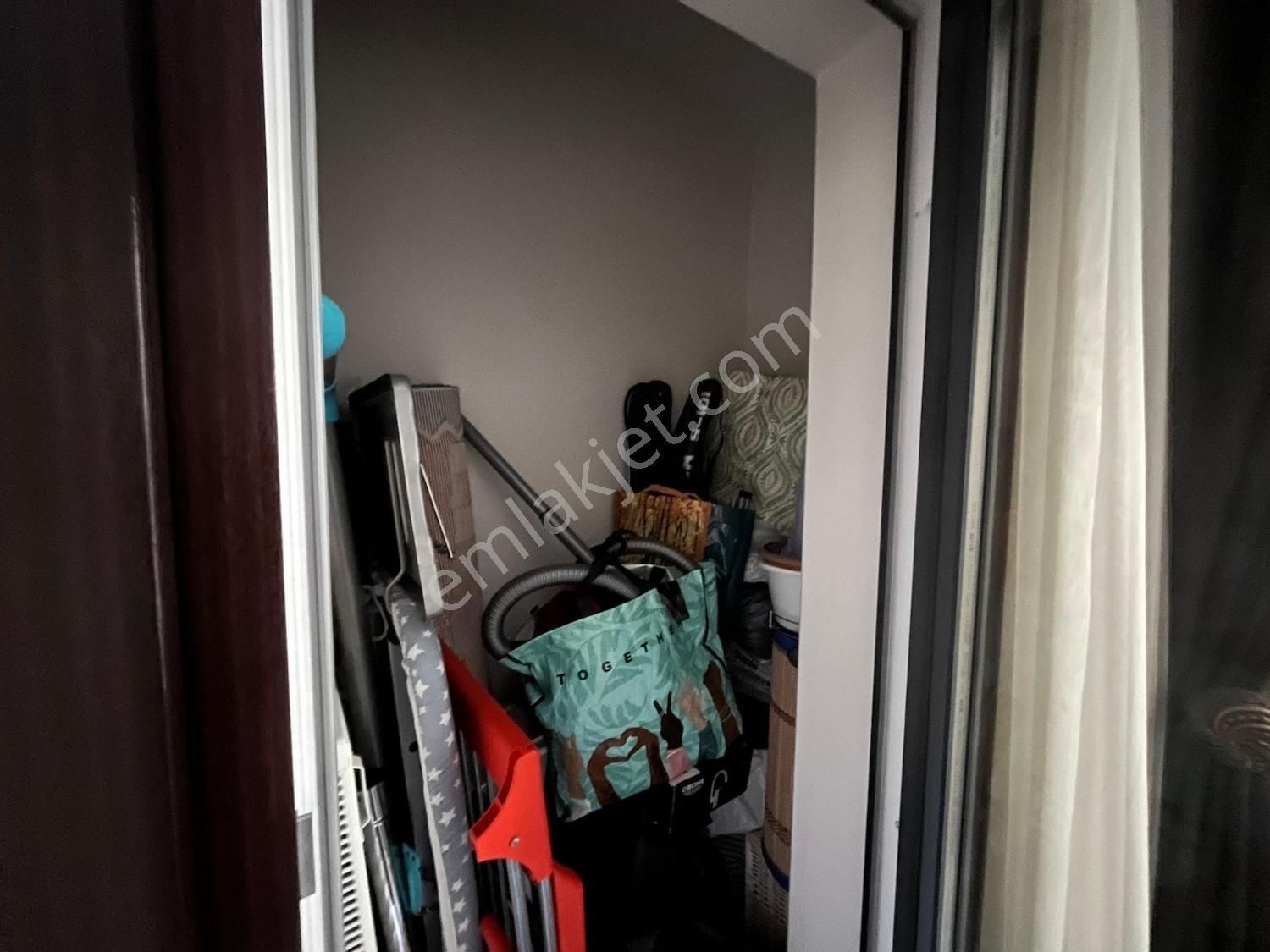 █ Konfor █ Altıntepe Galipbeyde 8 Yıllık Ayrı Mutfak Balkon 2+1 - Görsel 4