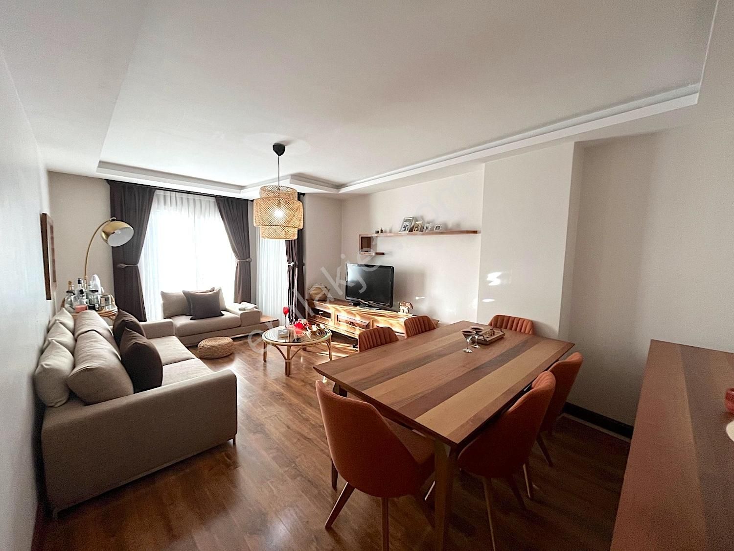 █ Konfor █ Altıntepe Galipbeyde 8 Yıllık Ayrı Mutfak Balkon 2+1