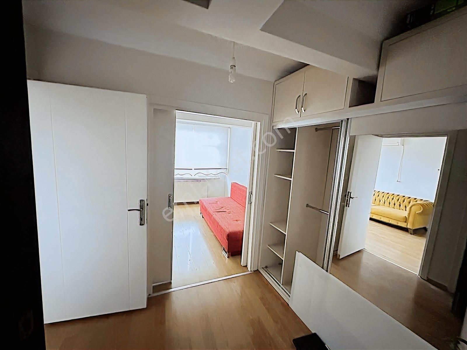 Şeref Emlak'tan Üst Kat 2+1 Merkezi Konumda Daire - Görsel 19