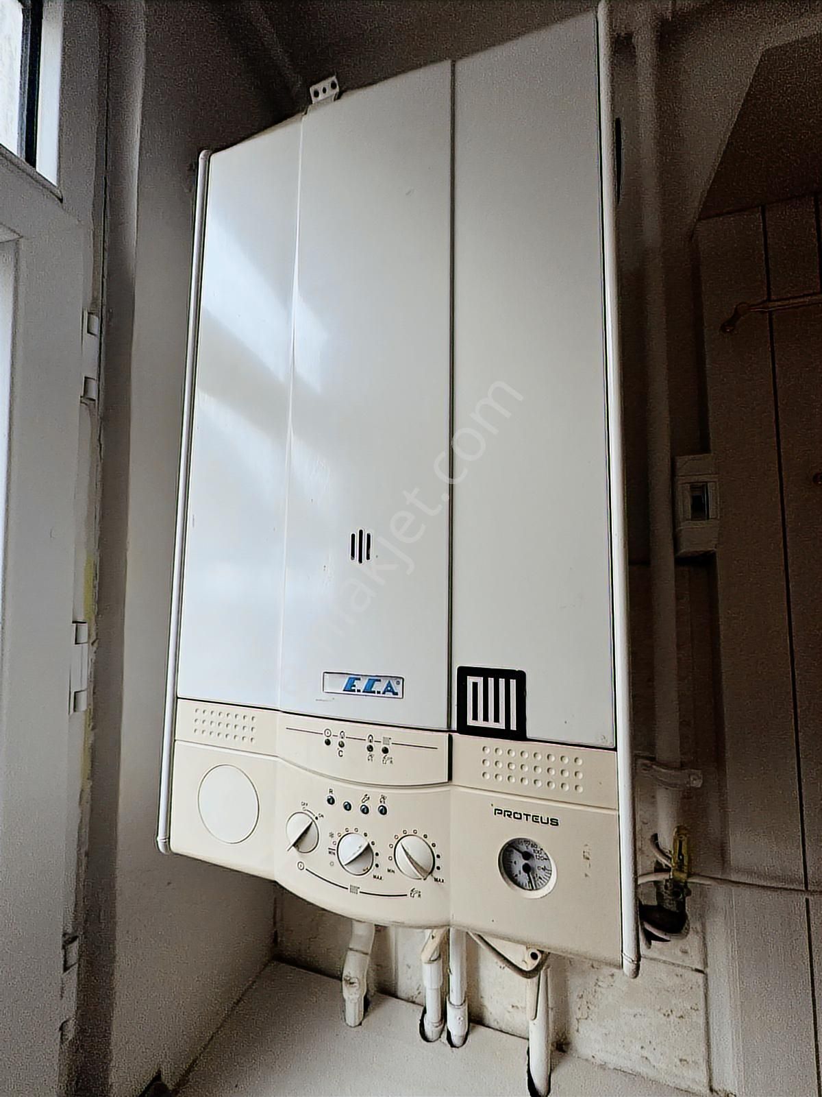 Şeref Emlak'tan Üst Kat 2+1 Merkezi Konumda Daire - Görsel 3