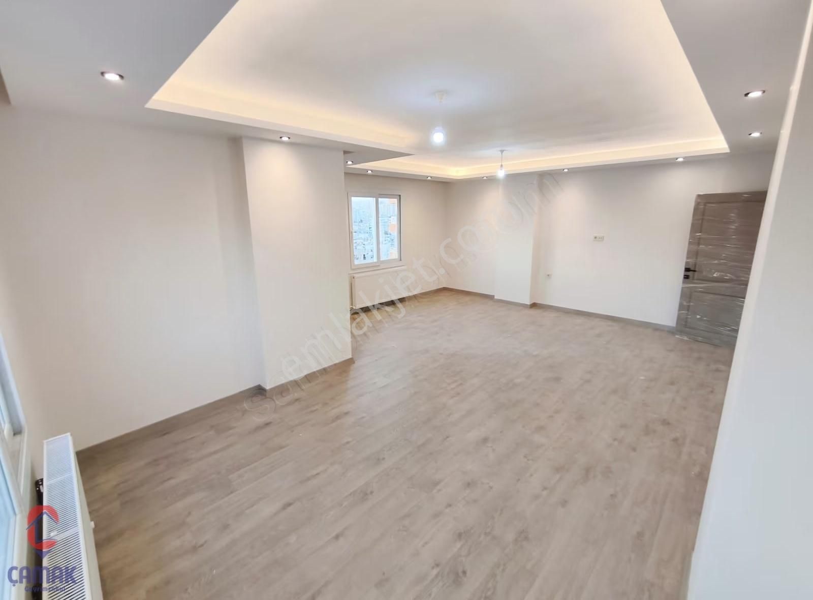 Çamak'tan Merkezi Konumda Renovasyonlu,ferah Ve Kullanışlı 3+1 - Görsel 2