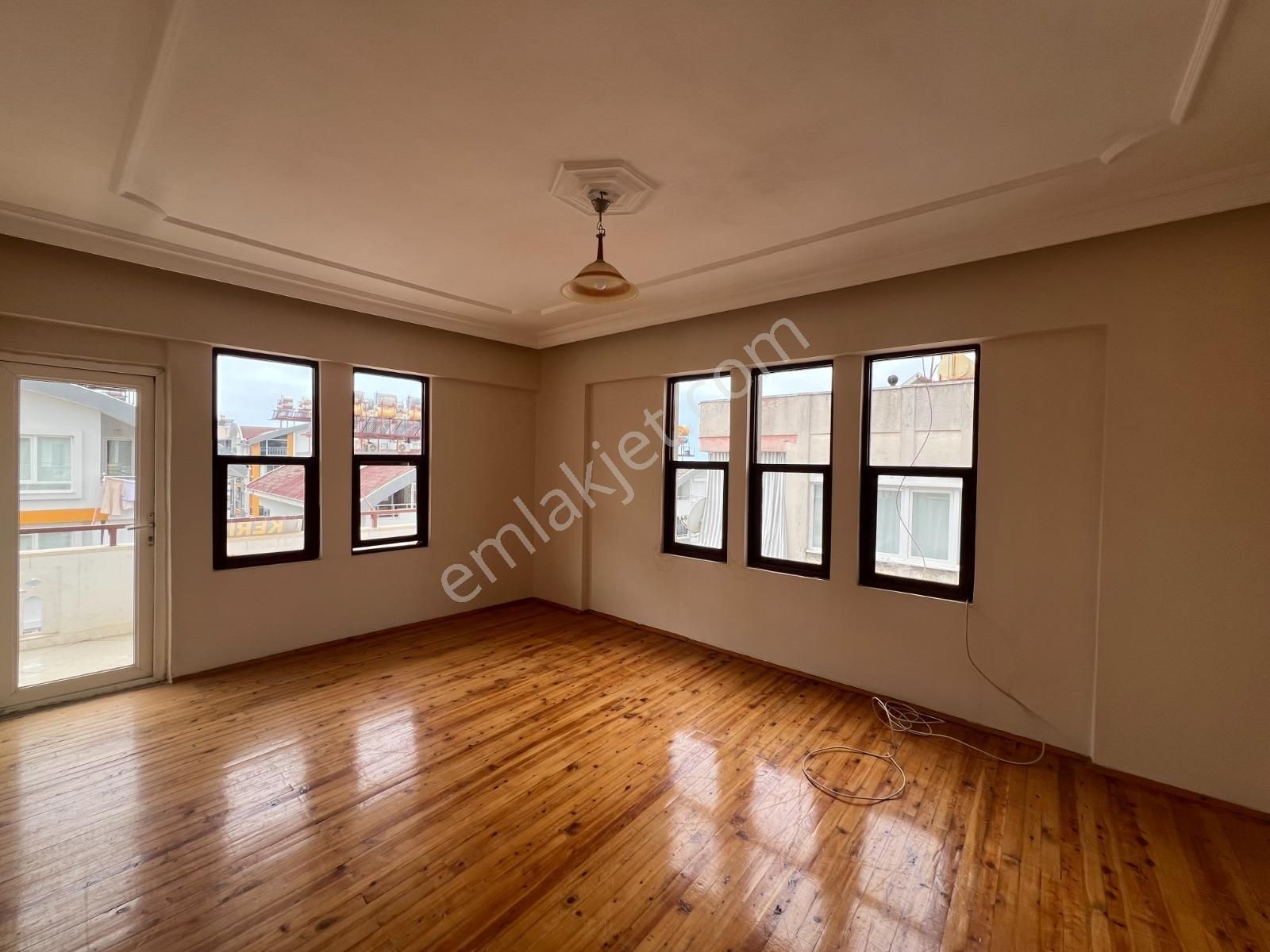 Alanya Cikcillide Kiralık 2+1 Ayrı Mutfak Masrafsız Daire - Görsel 24