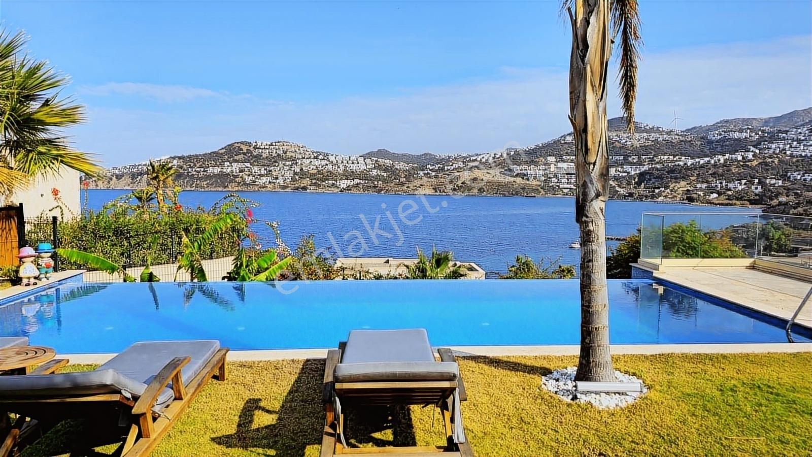 Bodrum Gümüşlük Denize Sıfır Satılık Muhteşem Villa - Görsel 14