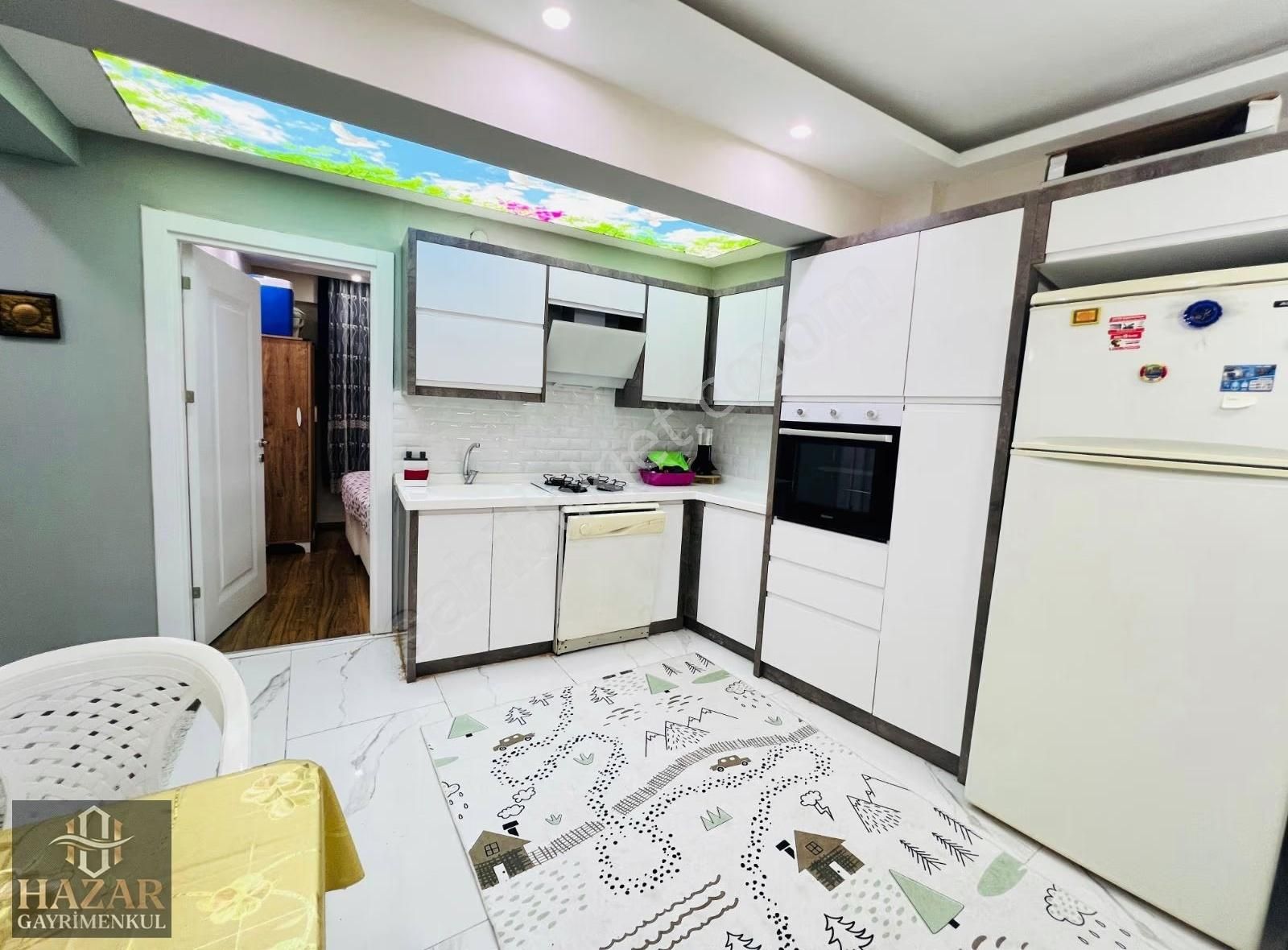 Kuşadası Davutlar Merkezde Full Eşyalı 2+1 Bahçe Cepheli - Görsel 3