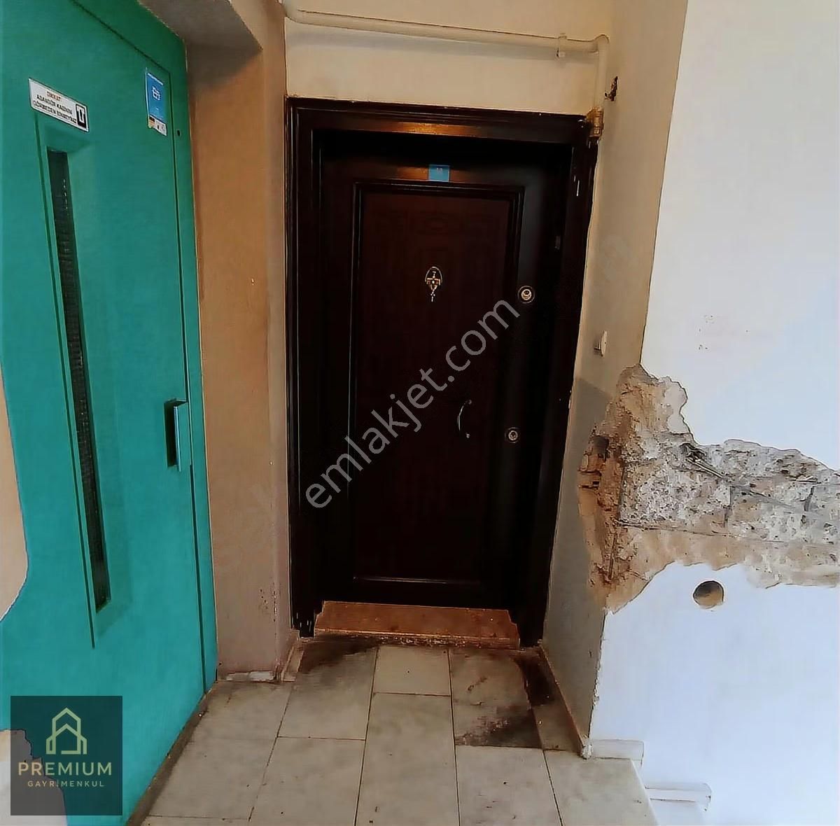 Yenidoğan Menzil Sitesinde Kiralık 3+1 | Merkezi Konum - Görsel 16