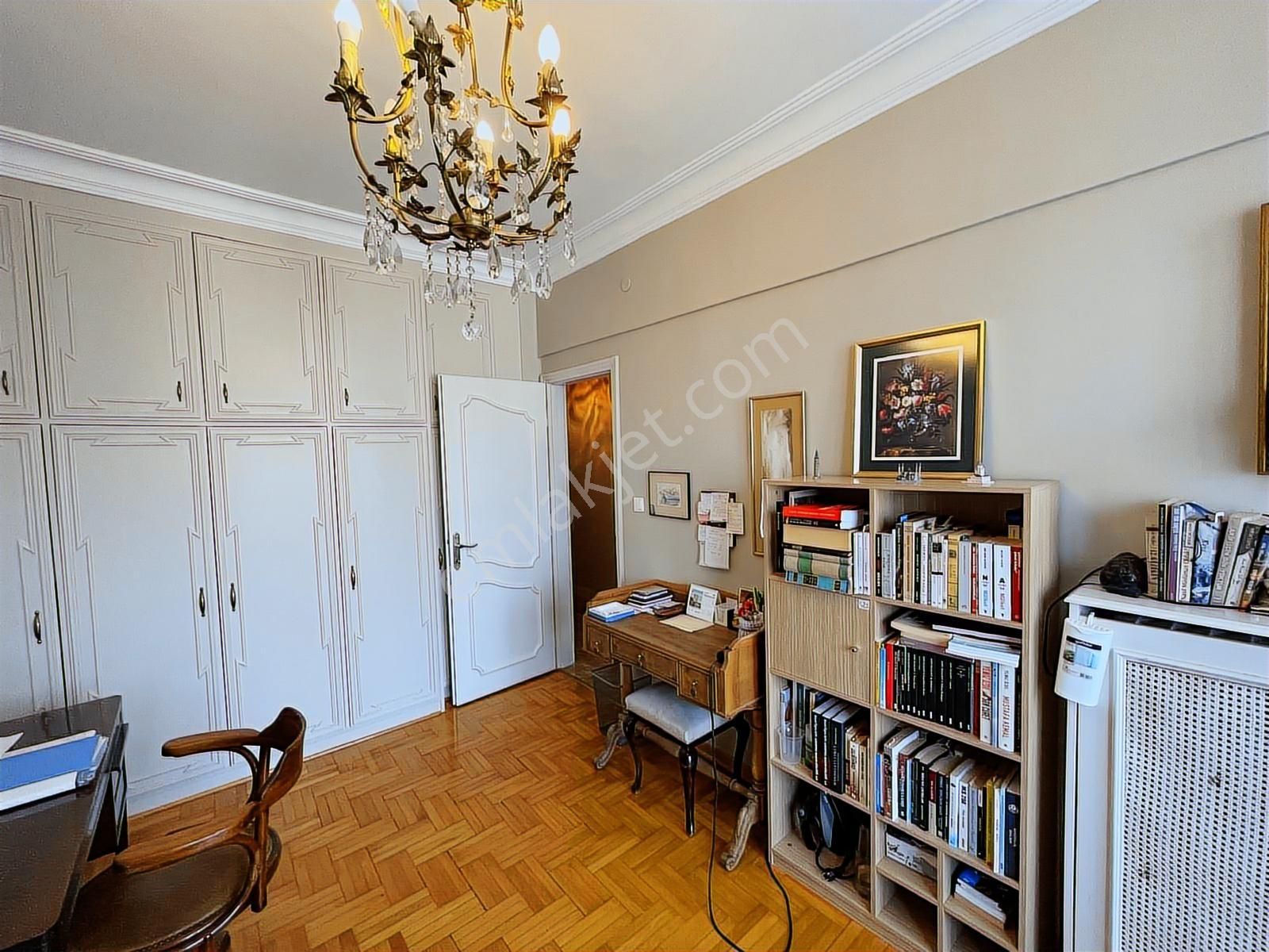 Nişantaşı Valikonağı Caddesi Boğaz Manzaralı 5+2 Satılık Daire - Görsel 19
