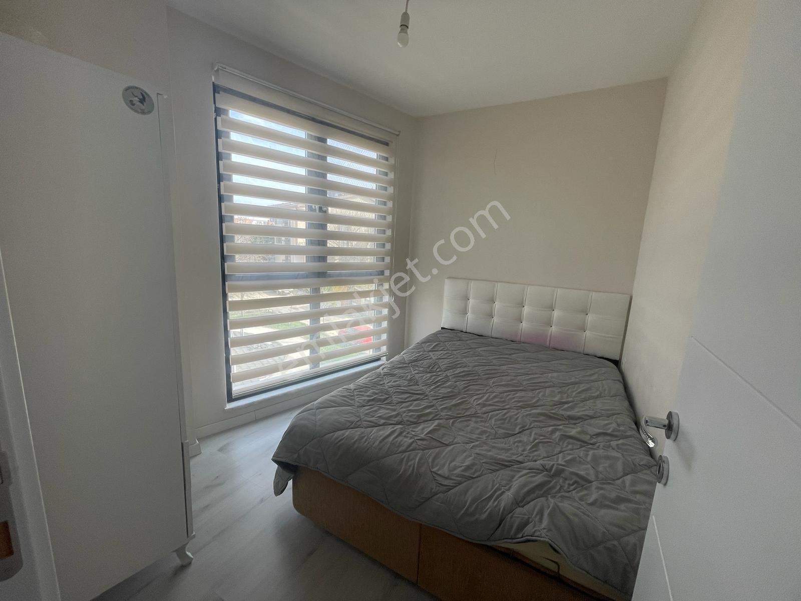 Almina’dan Kiralık 1+1 Site İçinde Arakat Kiralık Daire - Görsel 17