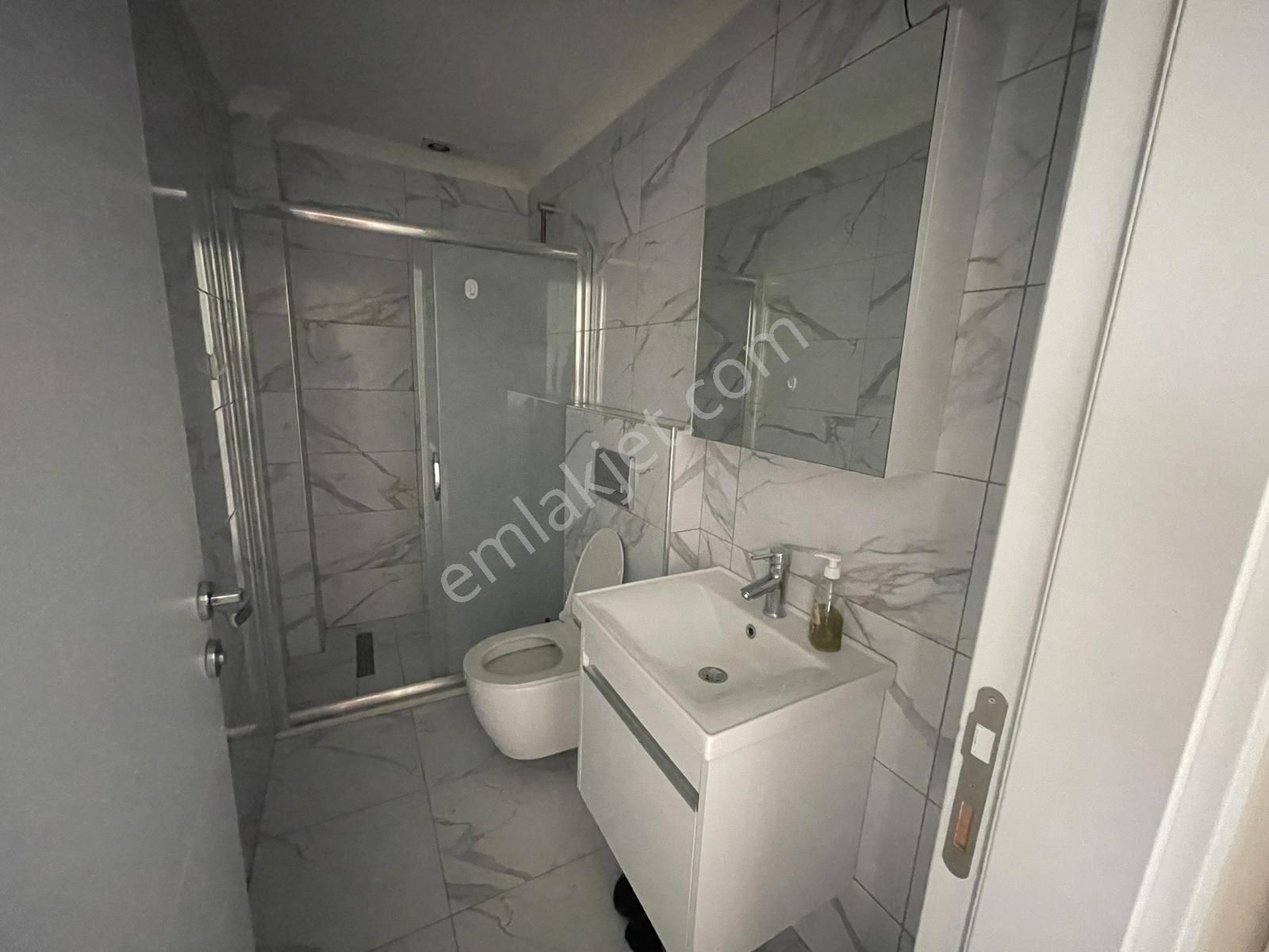 Almina’dan Kiralık 1+1 Site İçinde Arakat Kiralık Daire - Görsel 23