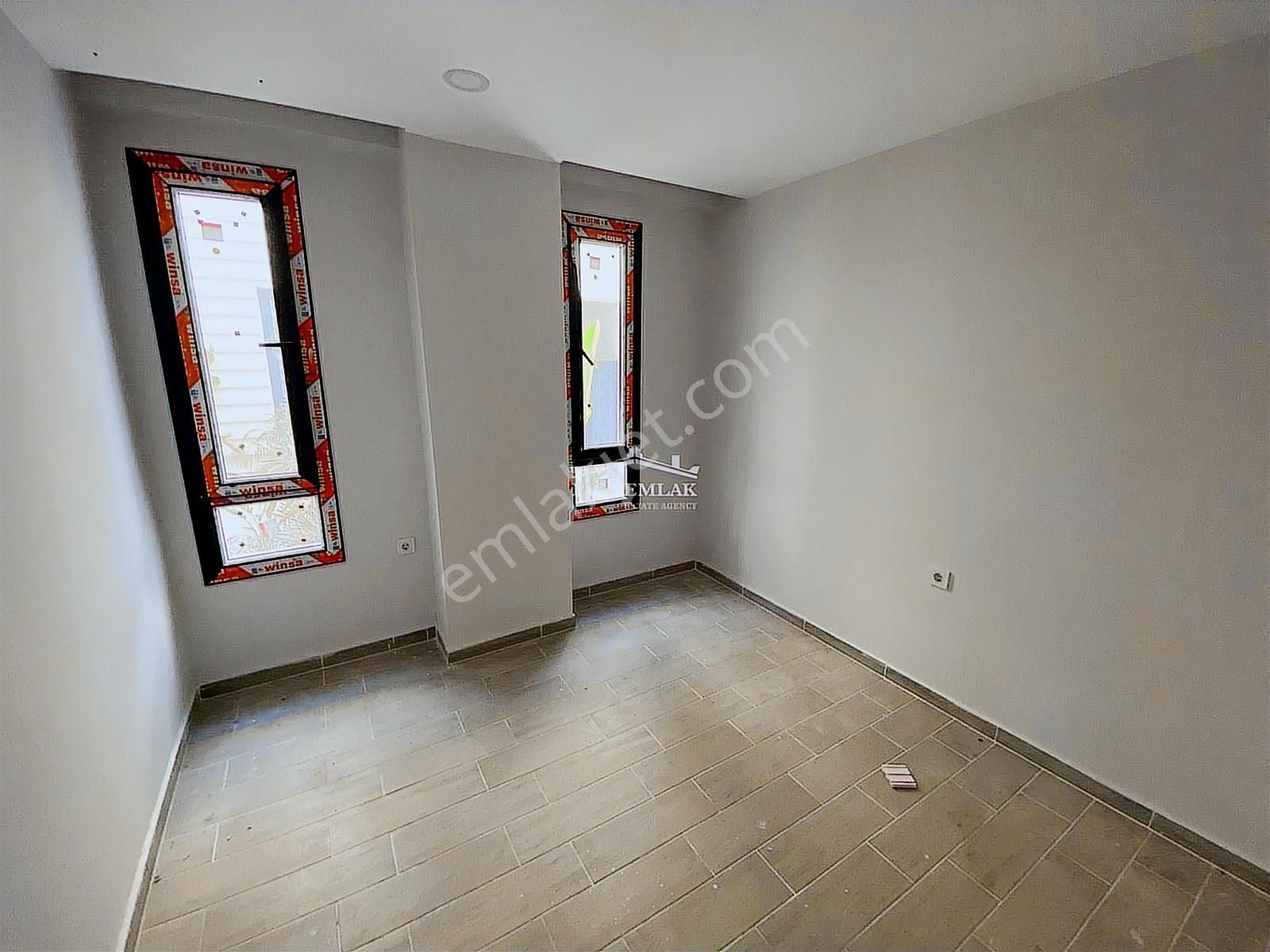 Paşa Emlak'tan Havuzlu Sitede Satılık 2+1 Doğa İçinde Daire - Görsel 2