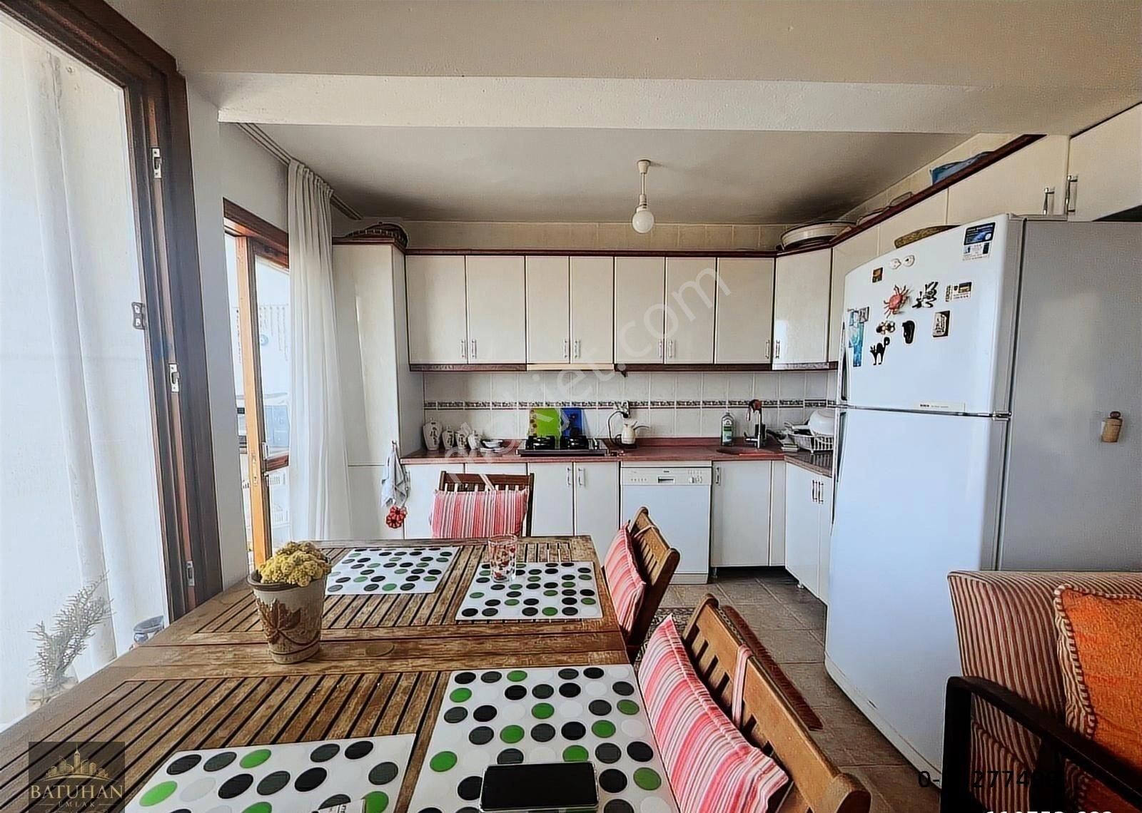 Güllük Merkez'de Site İçerisinde Deniz Manzarasına Hakim 3+1 Mustakil Triplex Ev - Görsel 24