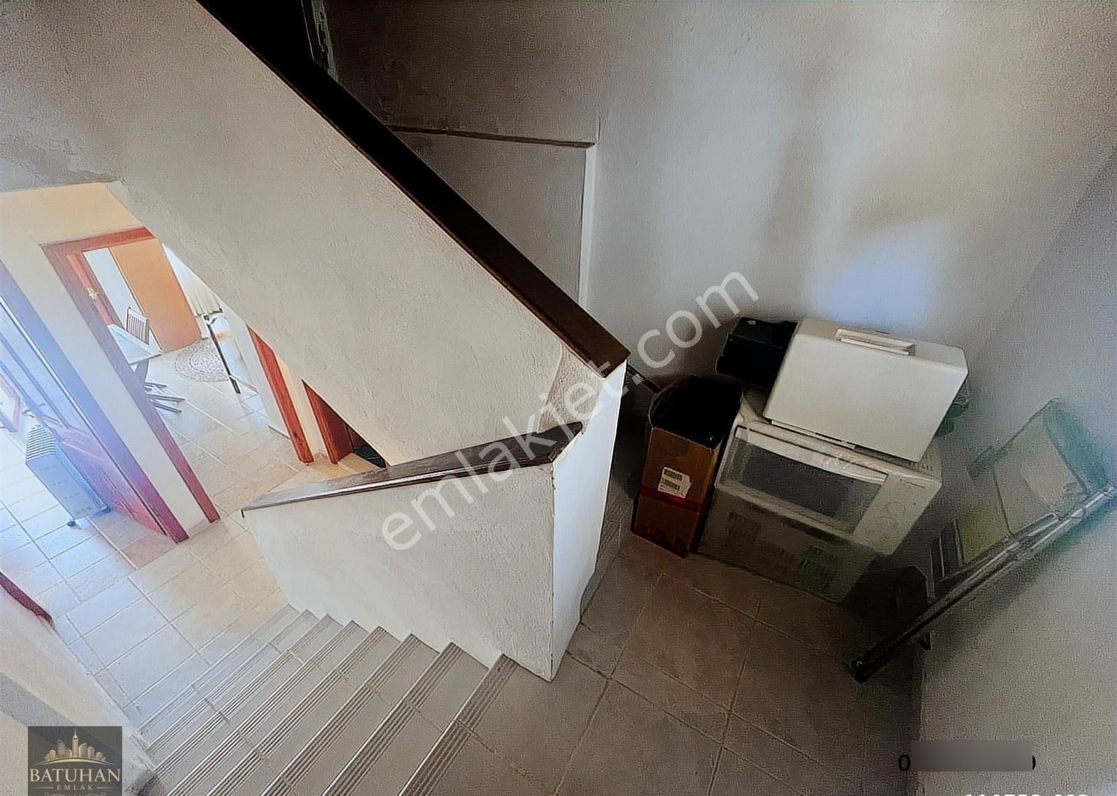 Güllük Merkez'de Site İçerisinde Deniz Manzarasına Hakim 3+1 Mustakil Triplex Ev - Görsel 3