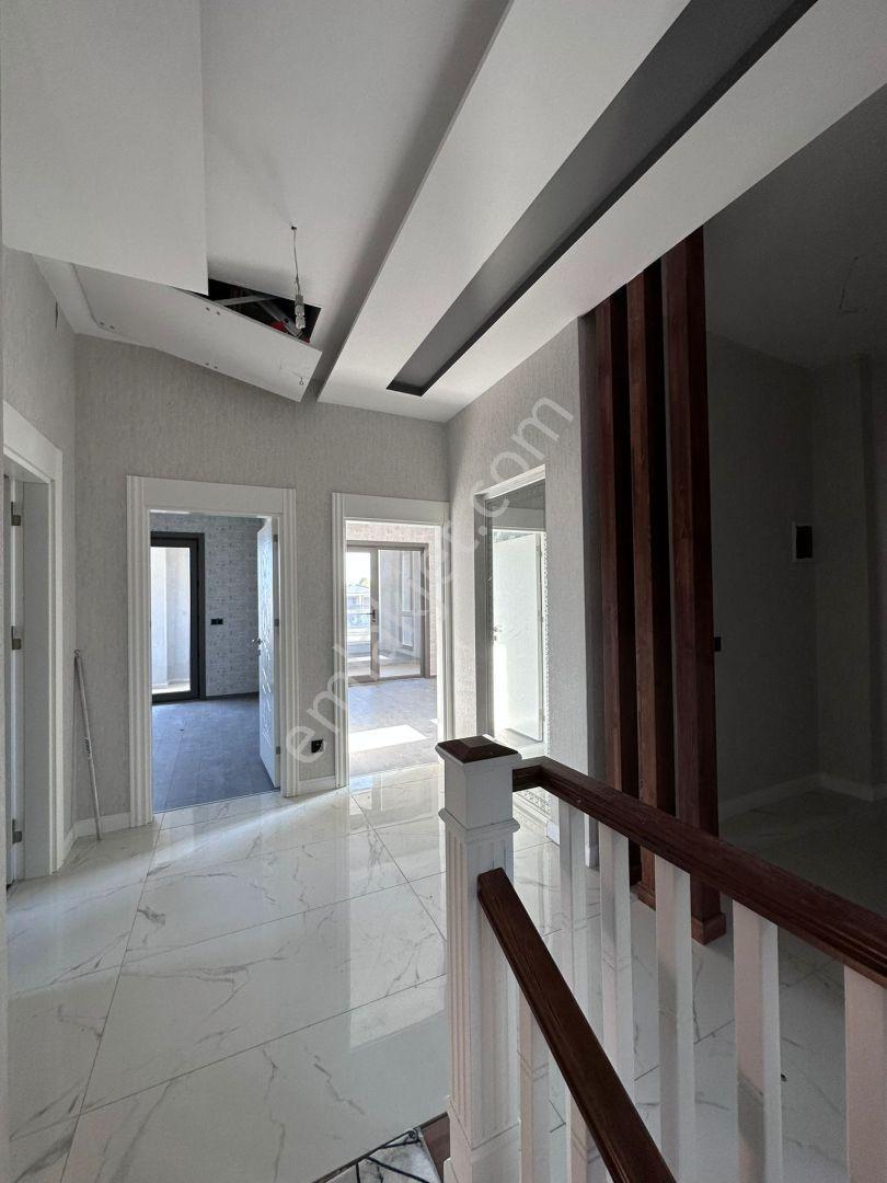 Konya / Meram / Harmancık Mahallesinde 4+1 Lüks Site İçi Villa - Görsel 17