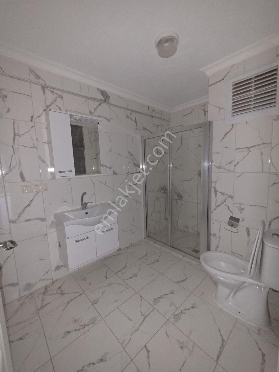 Çınarcık Çamlıkta Yeni Binada Köşe Daire - Görsel 13