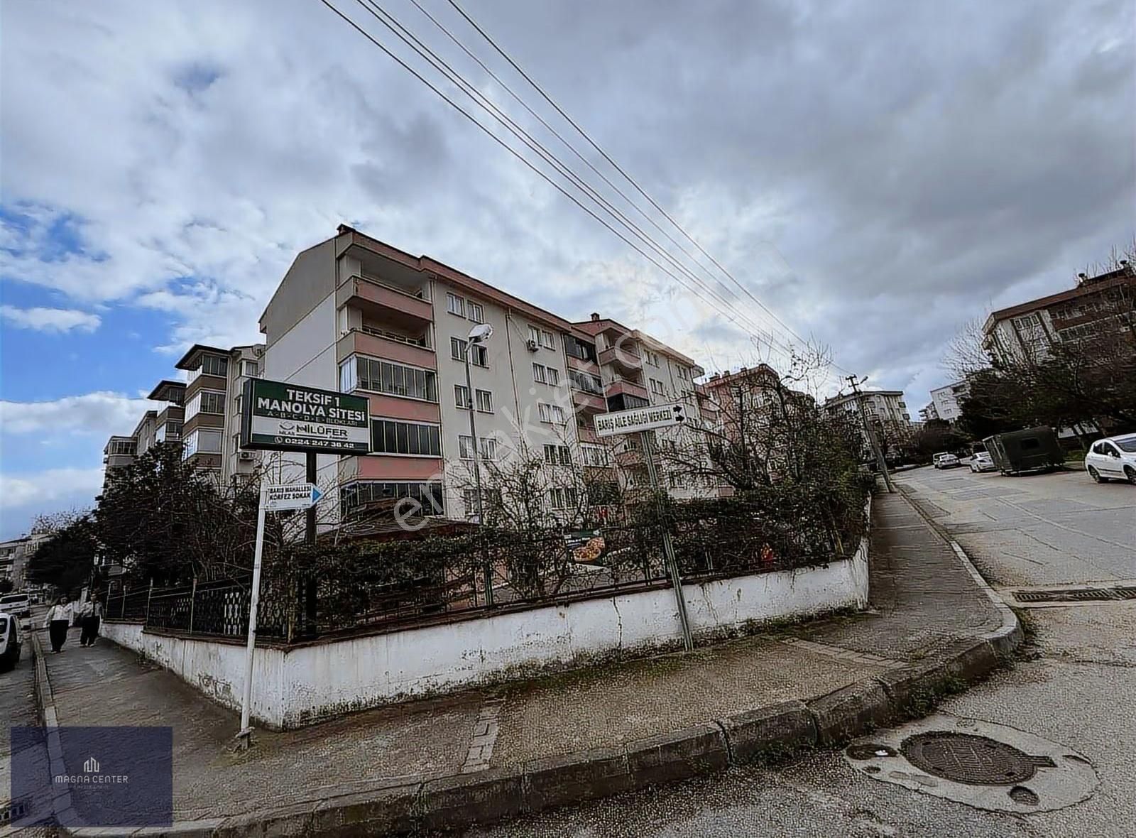 Magna Dan Barış Mah Site İçi Ara Kat Manzaralı 3+1 Satılık Daire