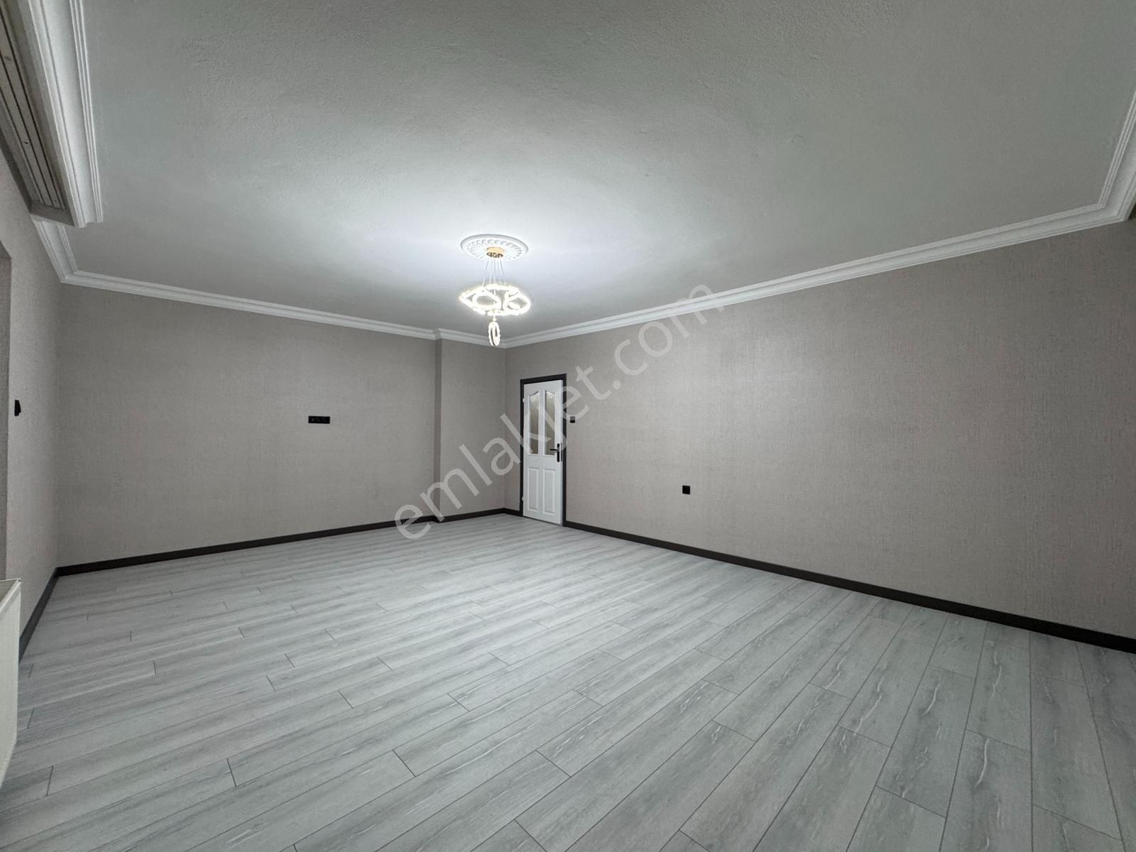 Göktaş'tan█hicret Camii Yakını Köşe Başı 130m2 Lüx Yapılı Daire - Görsel 16