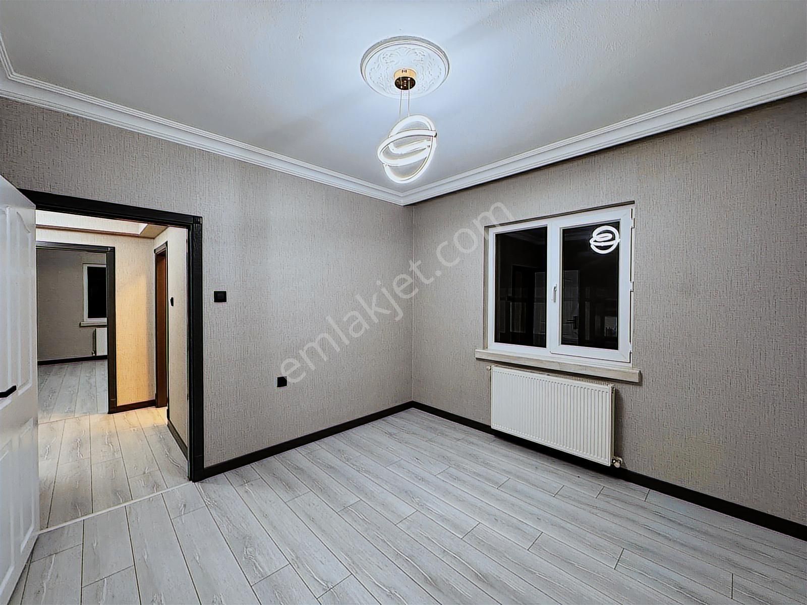 Göktaş'tan█hicret Camii Yakını Köşe Başı 130m2 Lüx Yapılı Daire - Görsel 2