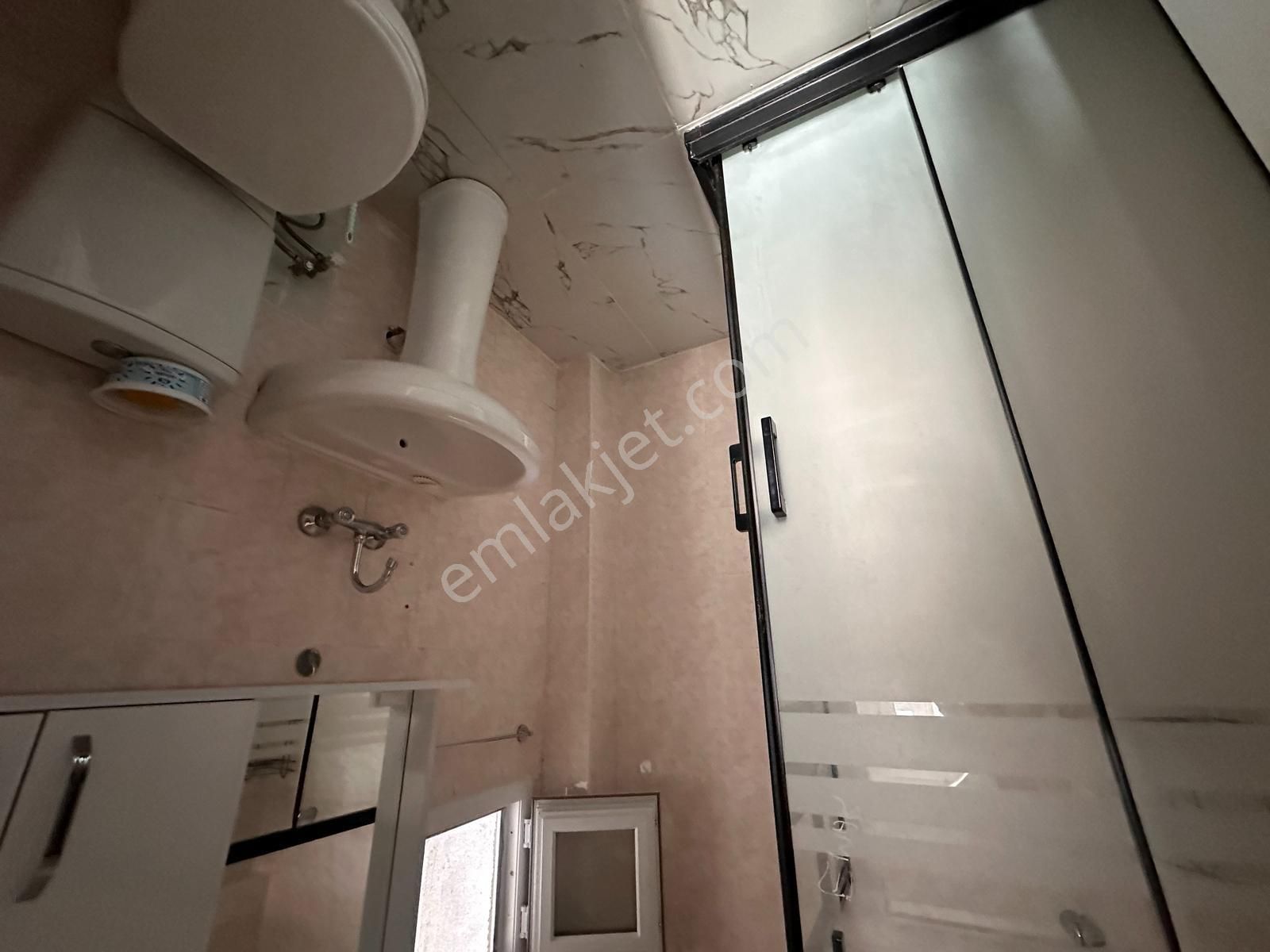 Göktaş'tan█hicret Camii Yanı 3.kat 120m2 Yapılı 3+1 Daire - Görsel 4