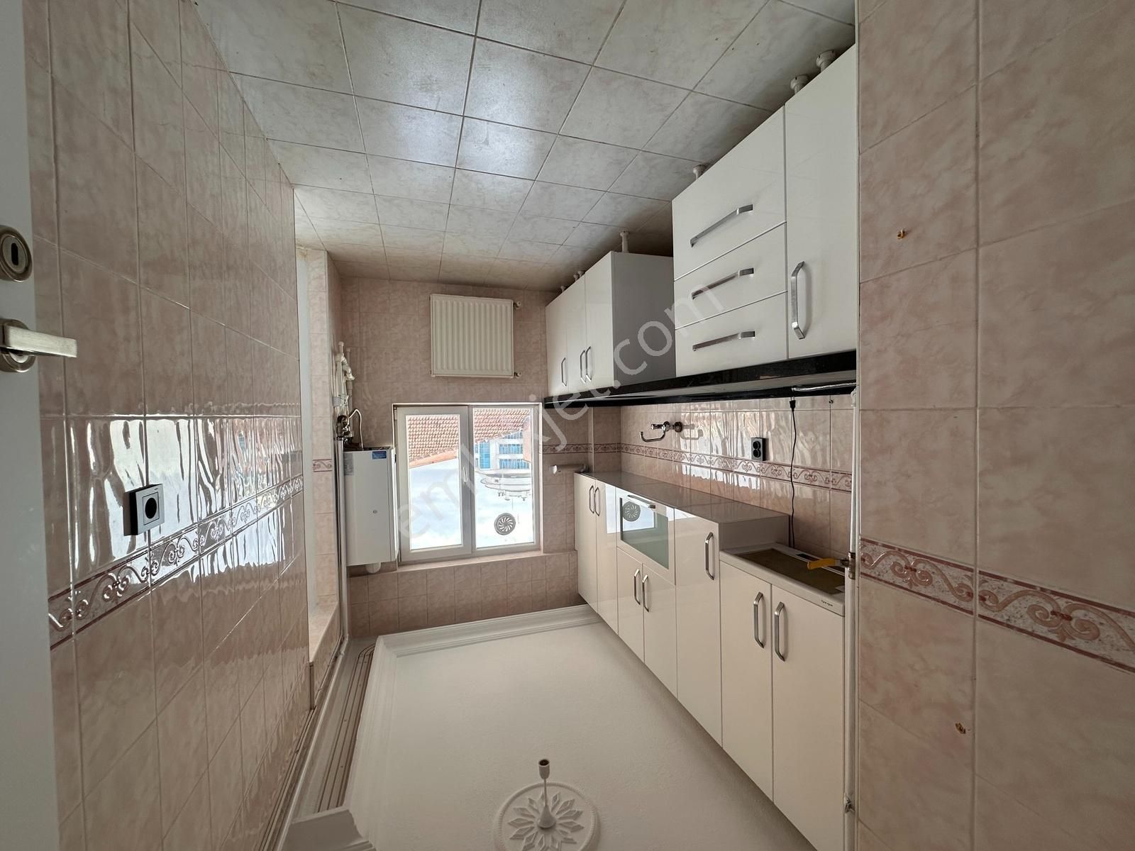 Göktaş'tan█hicret Camii Yanı 3.kat 120m2 Yapılı 3+1 Daire - Görsel 7