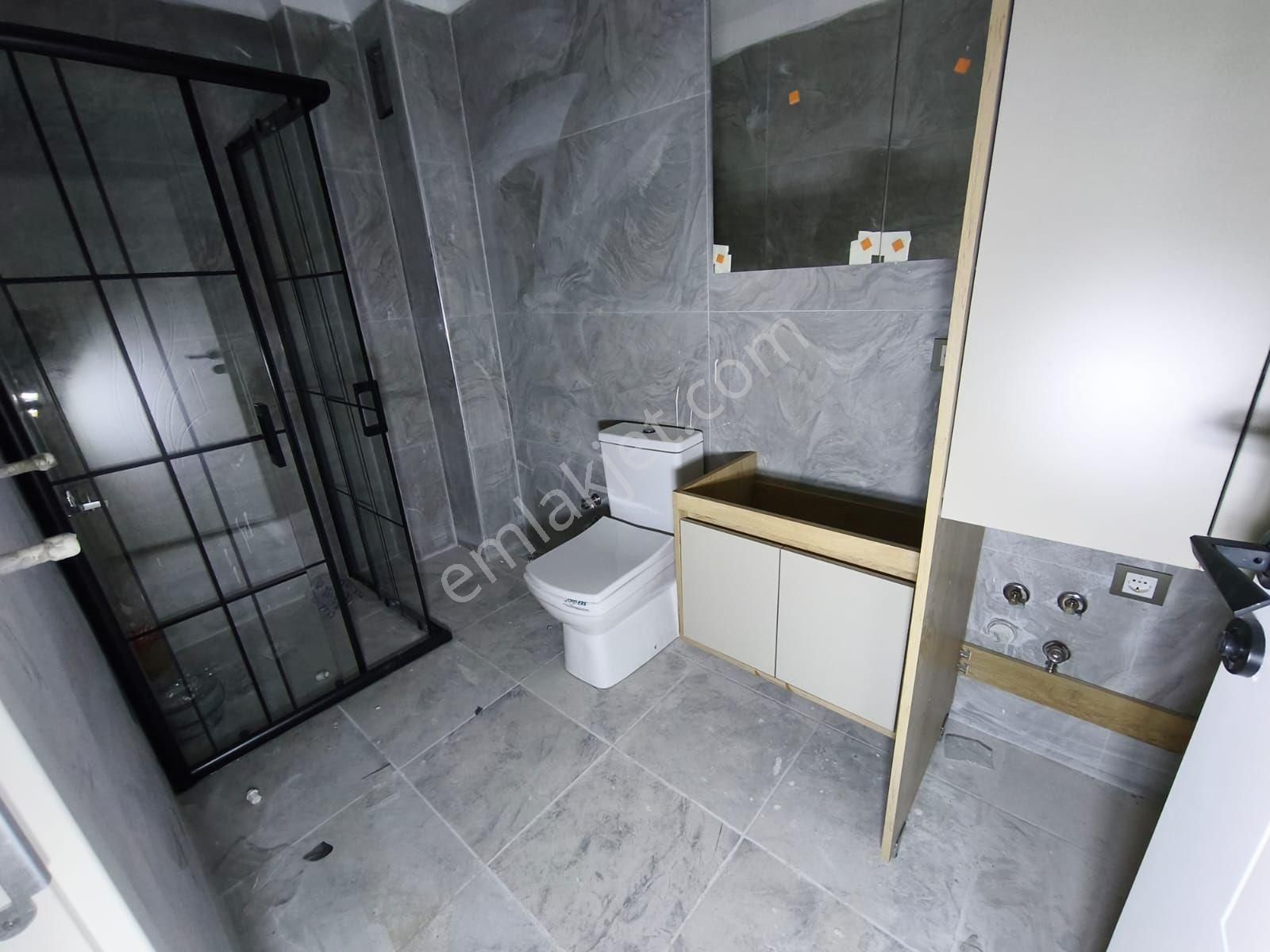 Edremit Gümrük Tariş Karşı Arası Ara Kat Satılık - Görsel 22