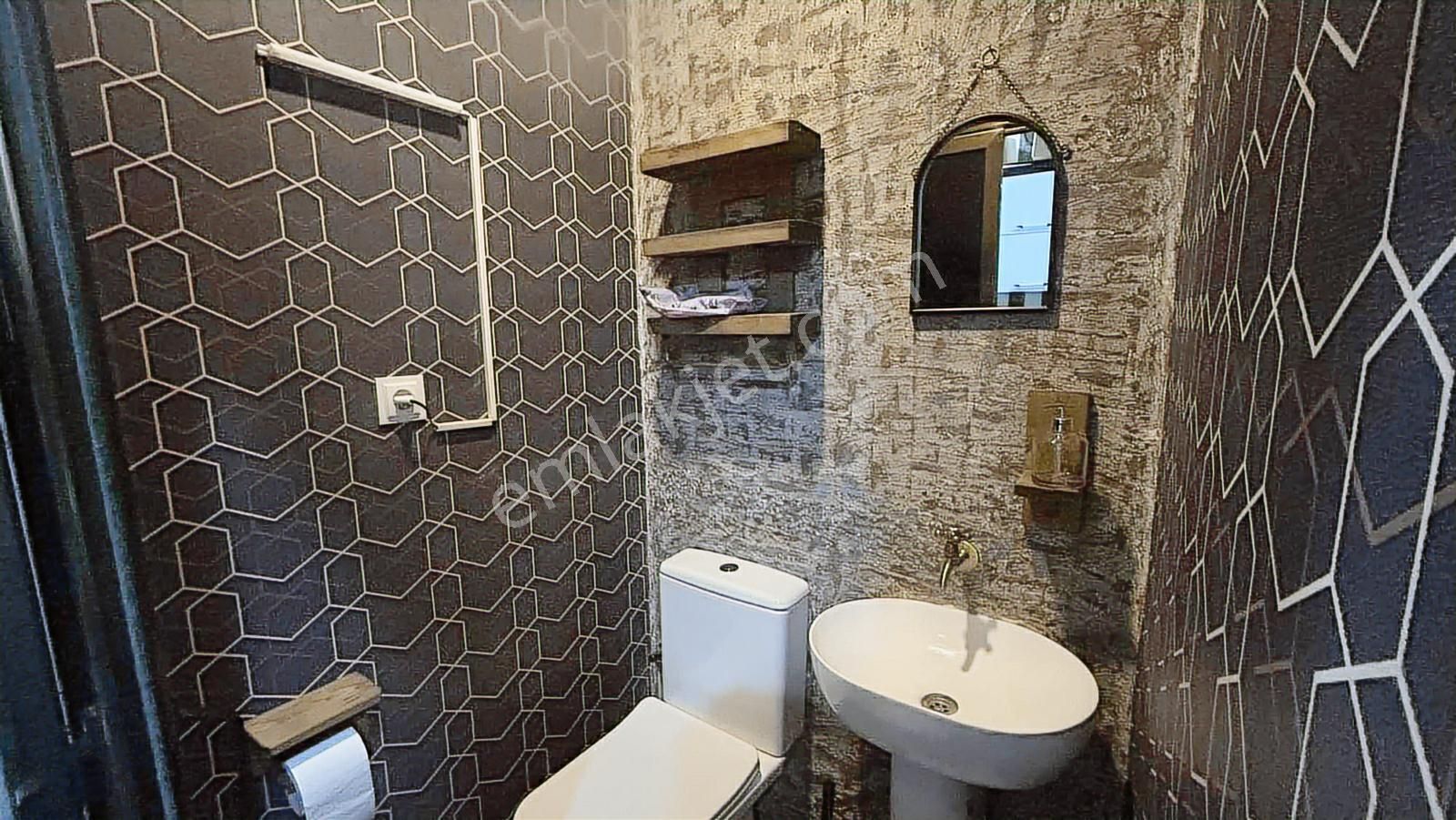 Çağlayanda Merkezi Konumda Site İçinde Eşyalı Kiralık Ofis - Görsel 3