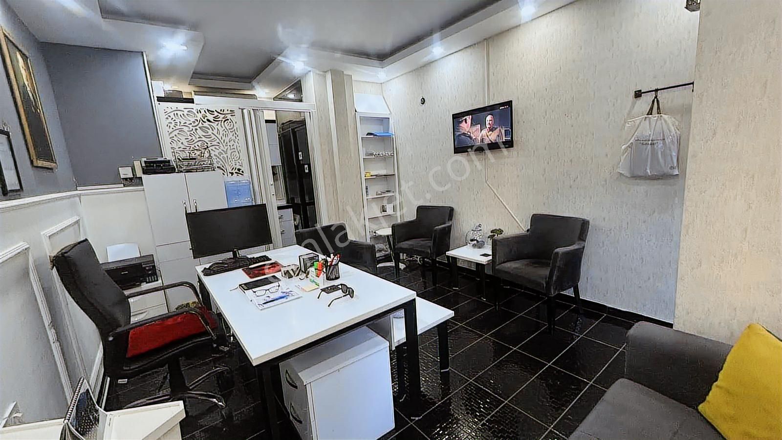 Çağlayanda Merkezi Konumda Site İçinde Eşyalı Kiralık Ofis - Görsel 6