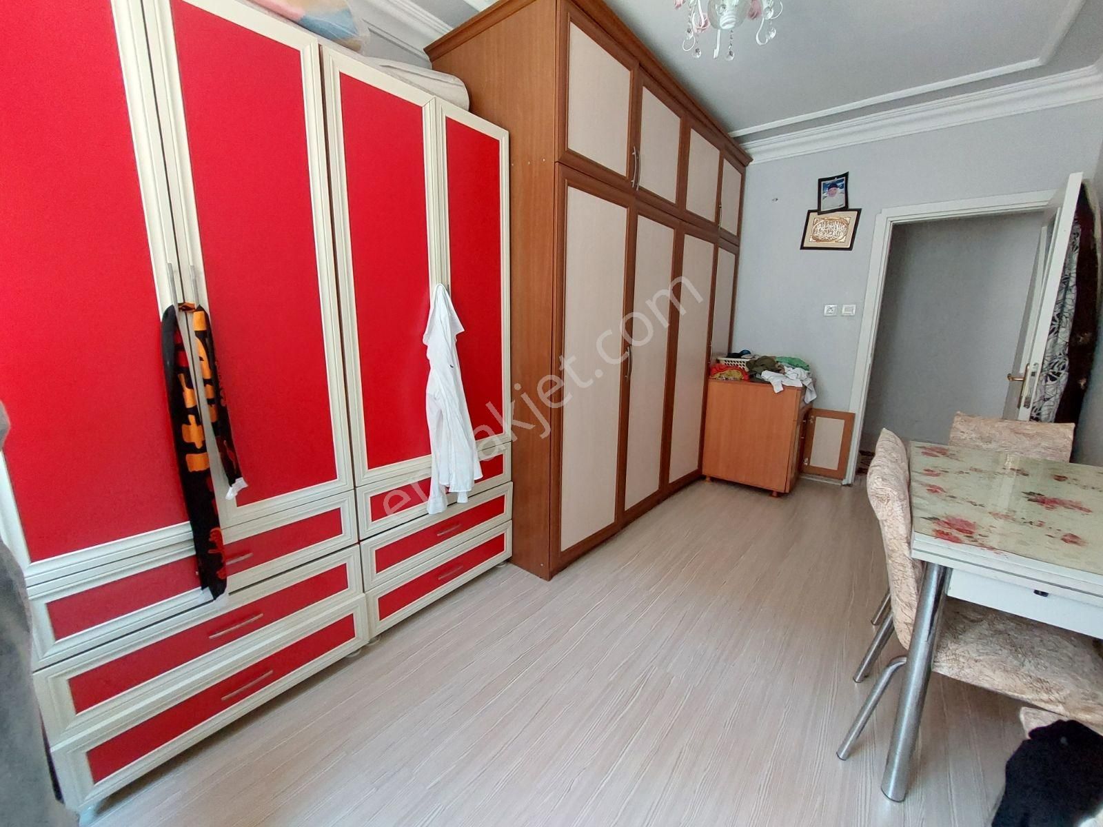 İkitelli M.akif'de Satılık 2+1 100m² Masrafsız 1.kat Daire! - Görsel 2