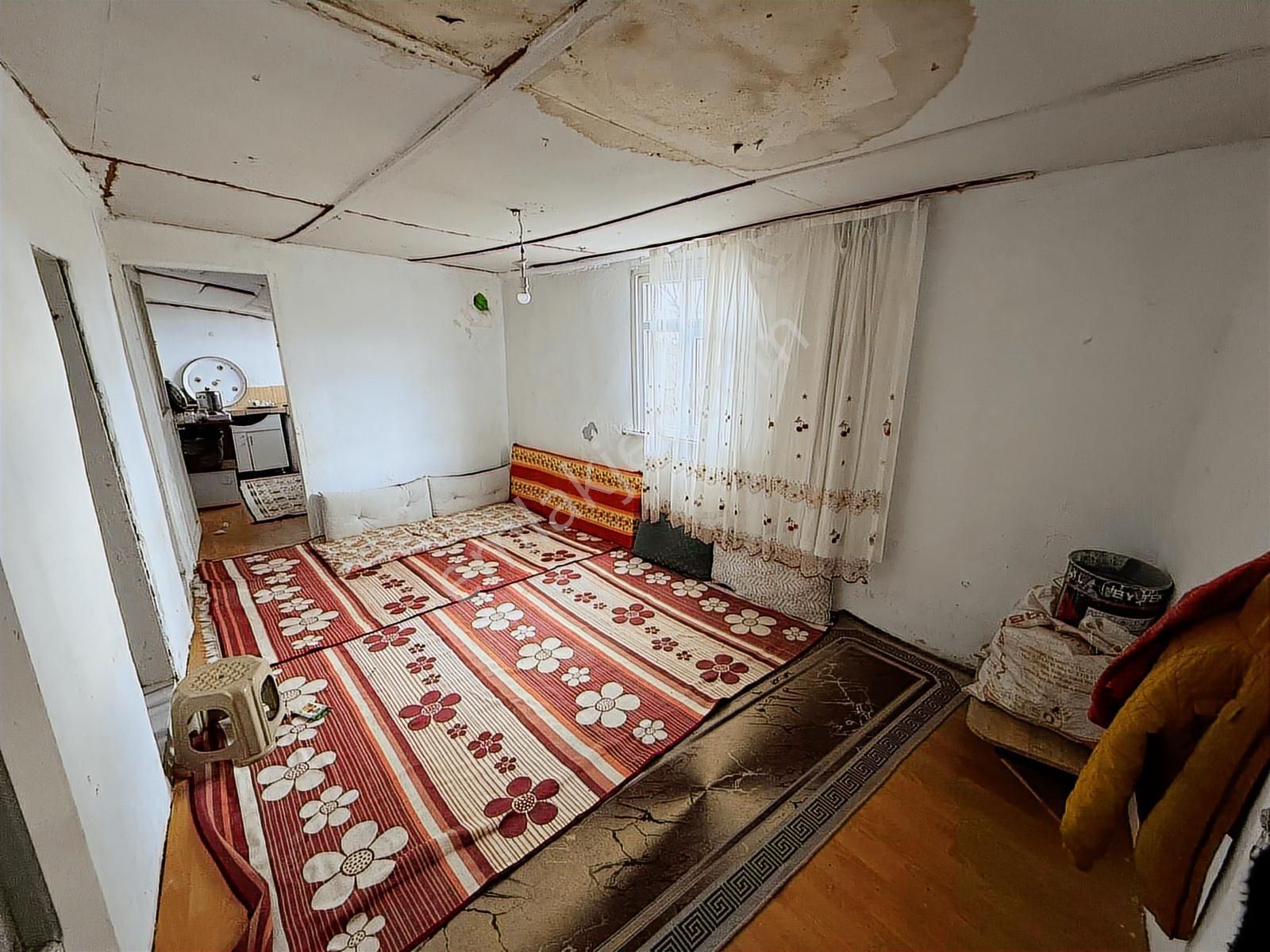 Sultangazi Habipler'de 400m² Satılık Arsa Ve Gecekondu - Yatırım Fırsatı - Görsel 2