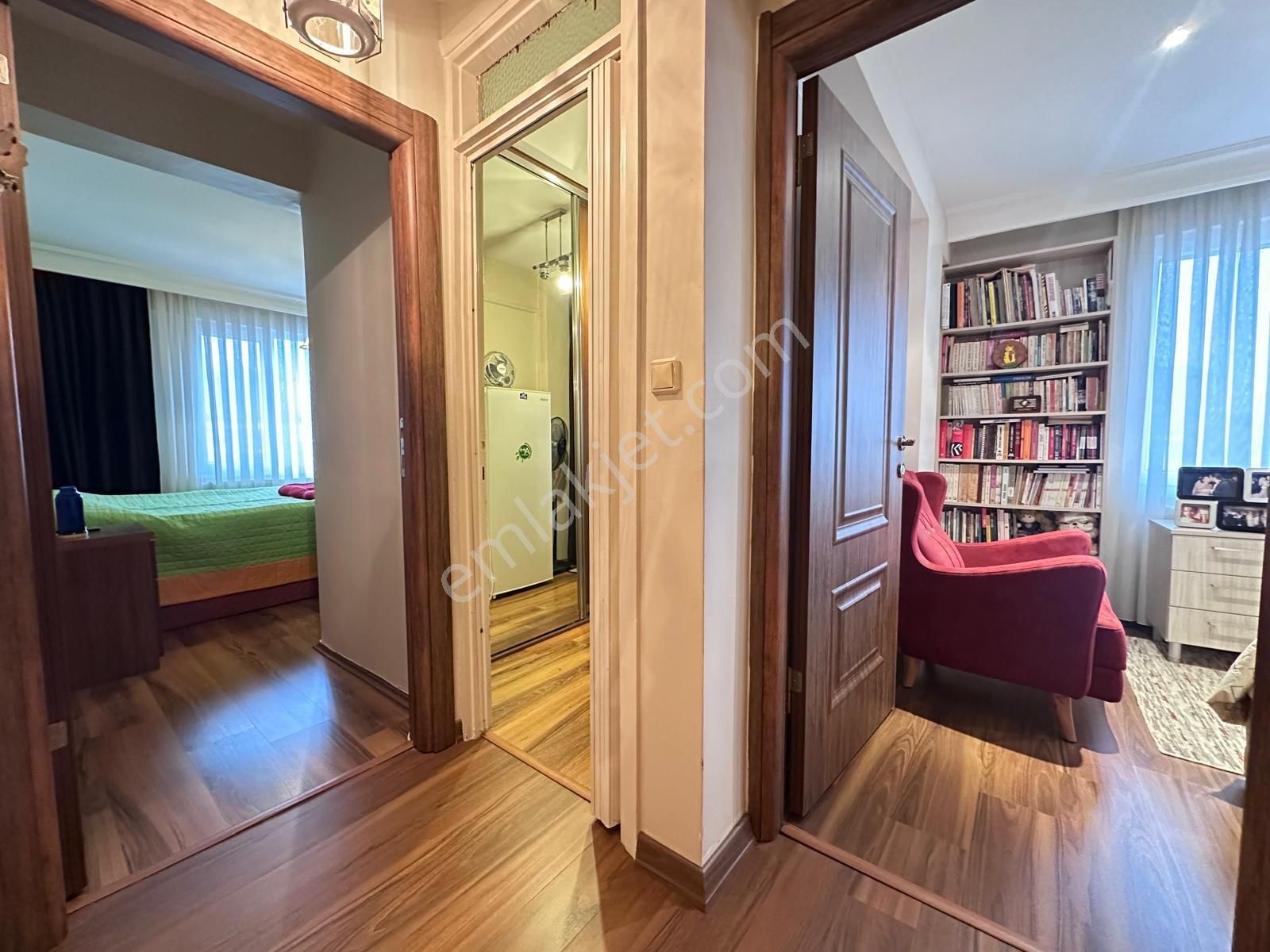 Bayar Caddesin'de Park Manzaralı Geniş Mutfaklı Masrafsız 3+1 - Görsel 9