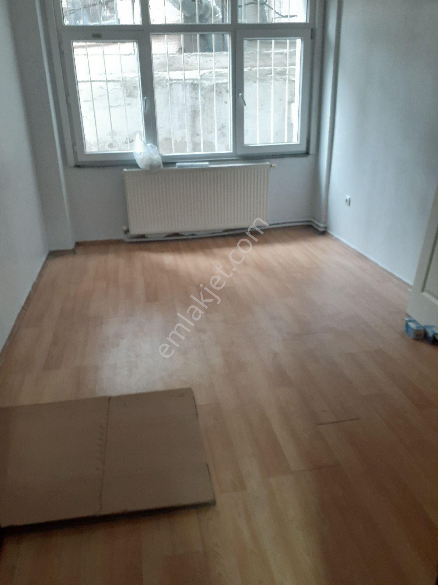 Fatih Kocamustafapaşa Sümbülefendi Camii Yanında Kiralık Yar