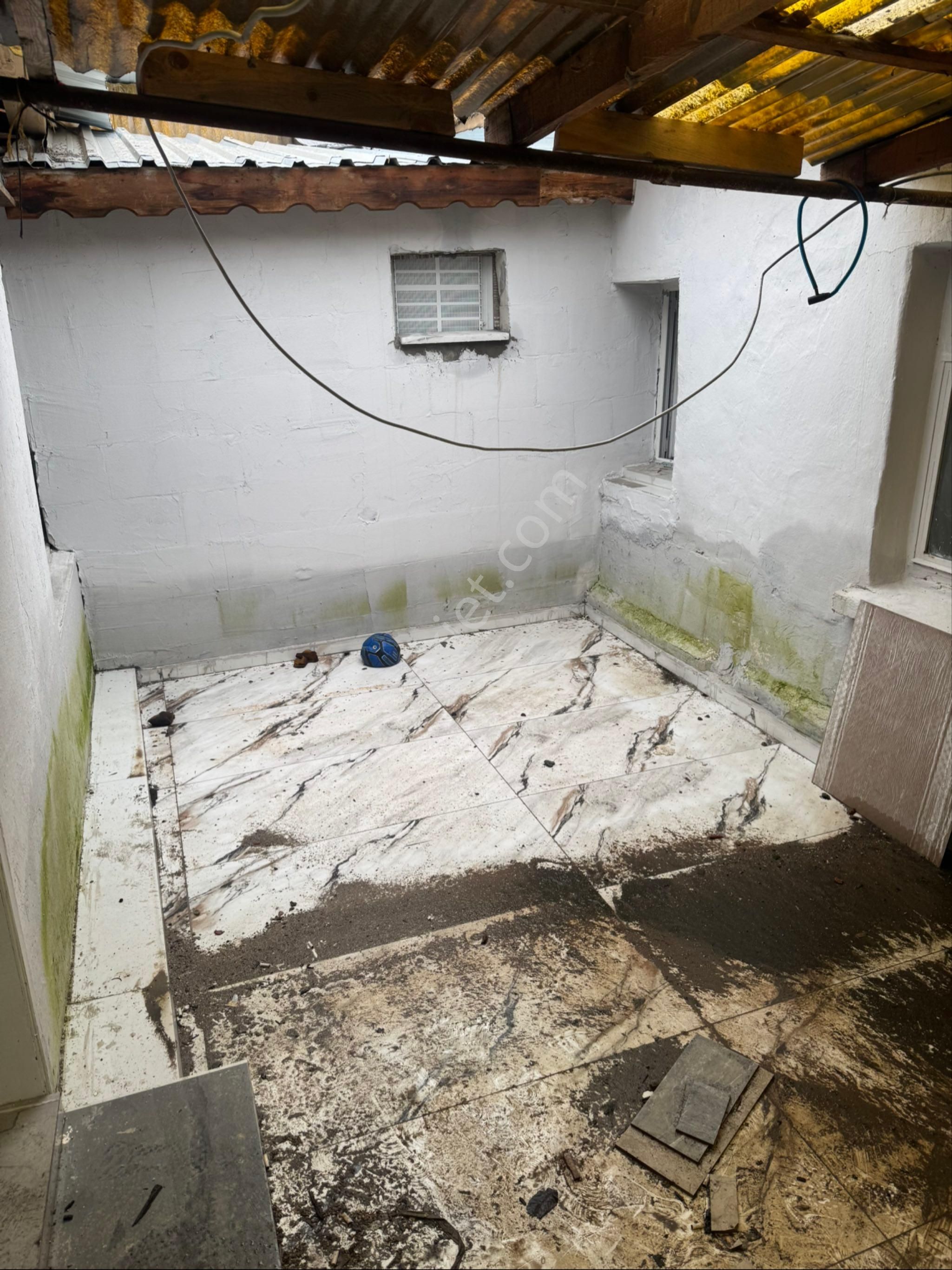 Mustafakemalpaşa Dere Mahalle De Müstakil Tek Katiçi Yapılı Sobalı 110m2 - Görsel 13